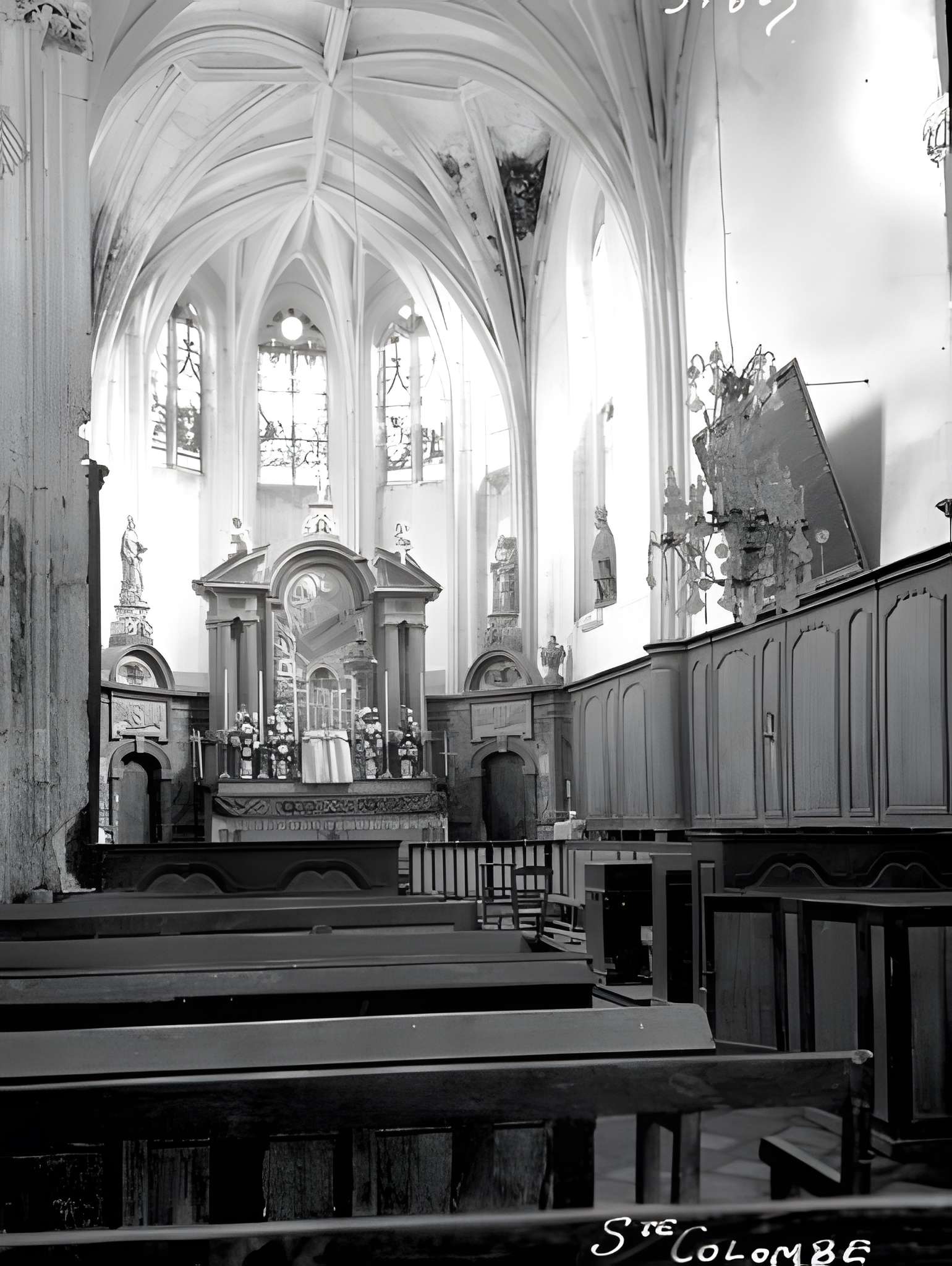 Église Sainte-Colombe de Sainte-Colombe-sur-Loing