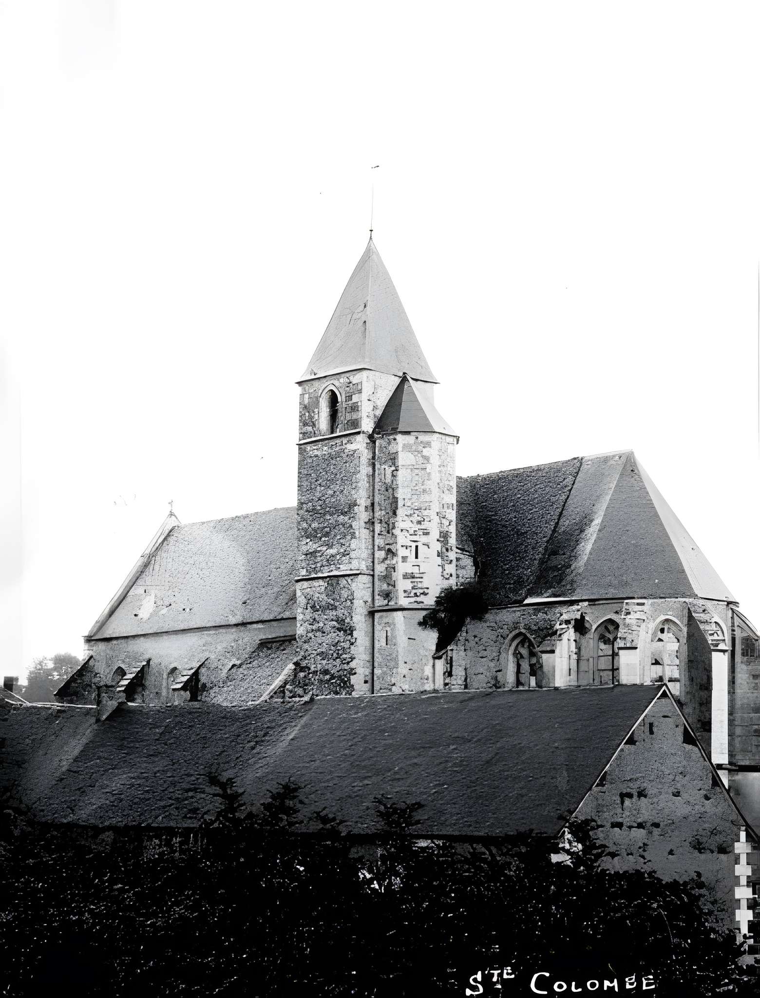 Église Sainte-Colombe de Sainte-Colombe-sur-Loing