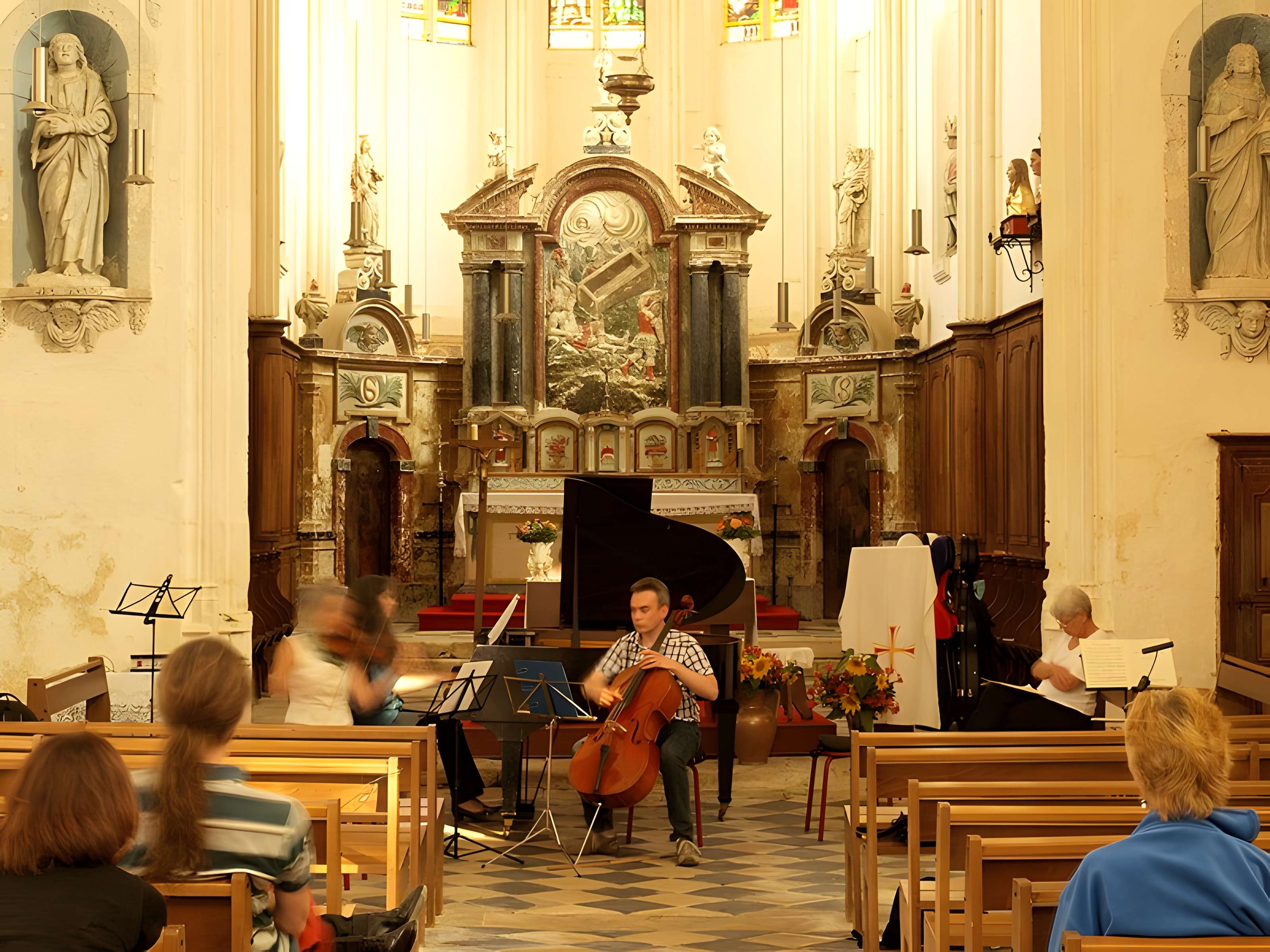 Église Sainte-Colombe de Sainte-Colombe-sur-Loing