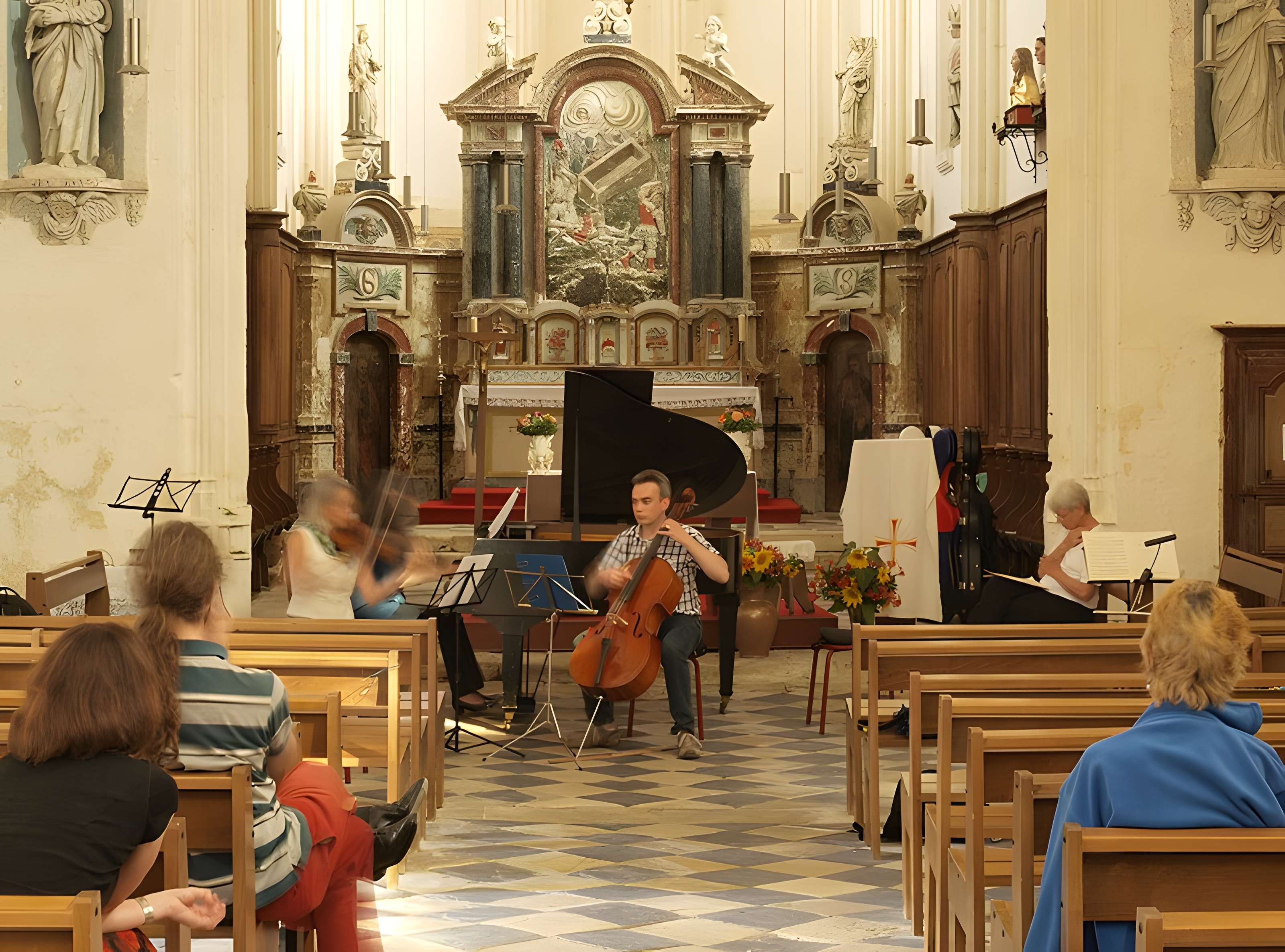 Église Sainte-Colombe de Sainte-Colombe-sur-Loing