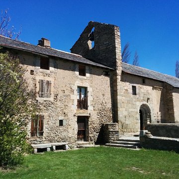 Église Sainte-Colombe de Via