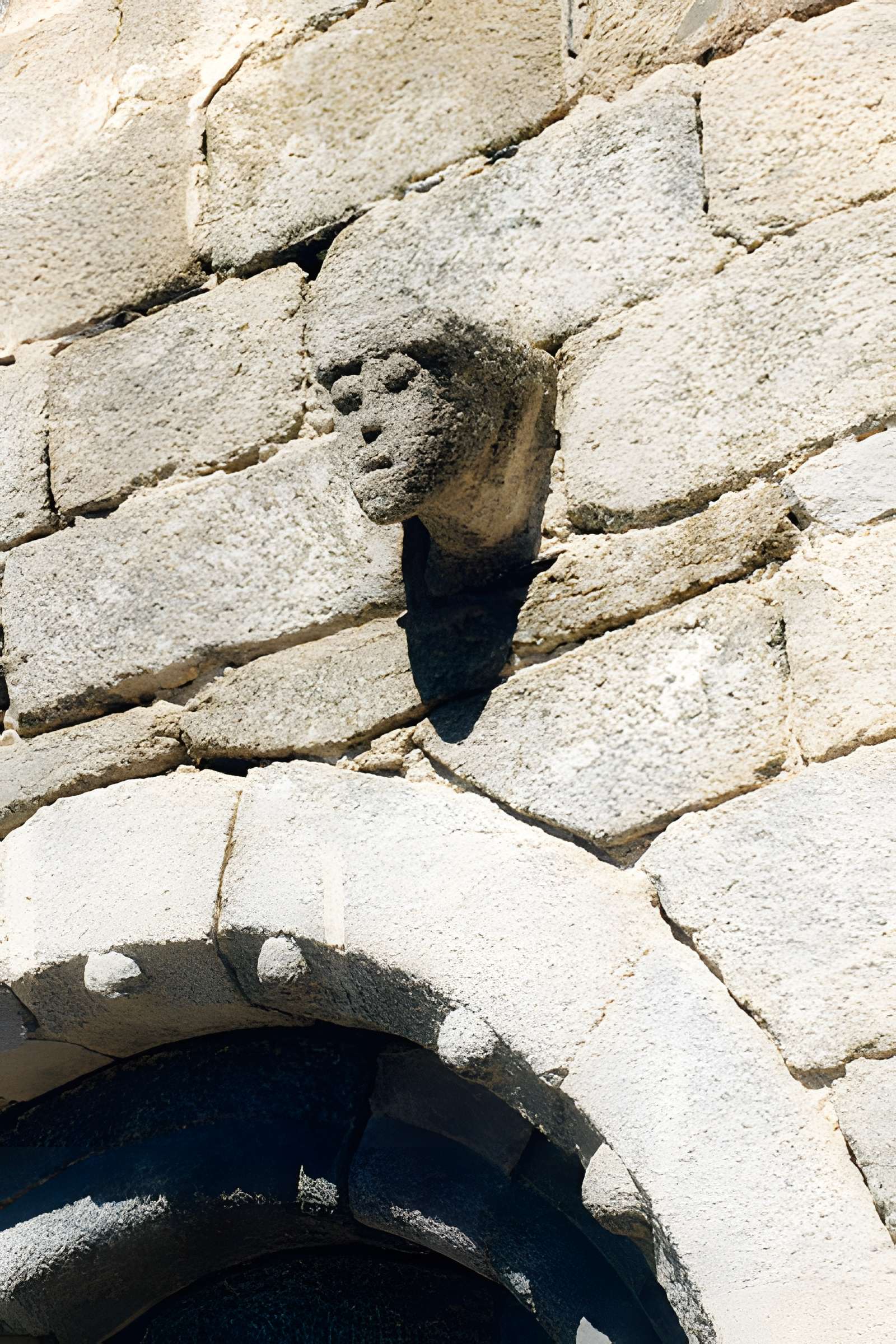 Église Sainte-Colombe de Via