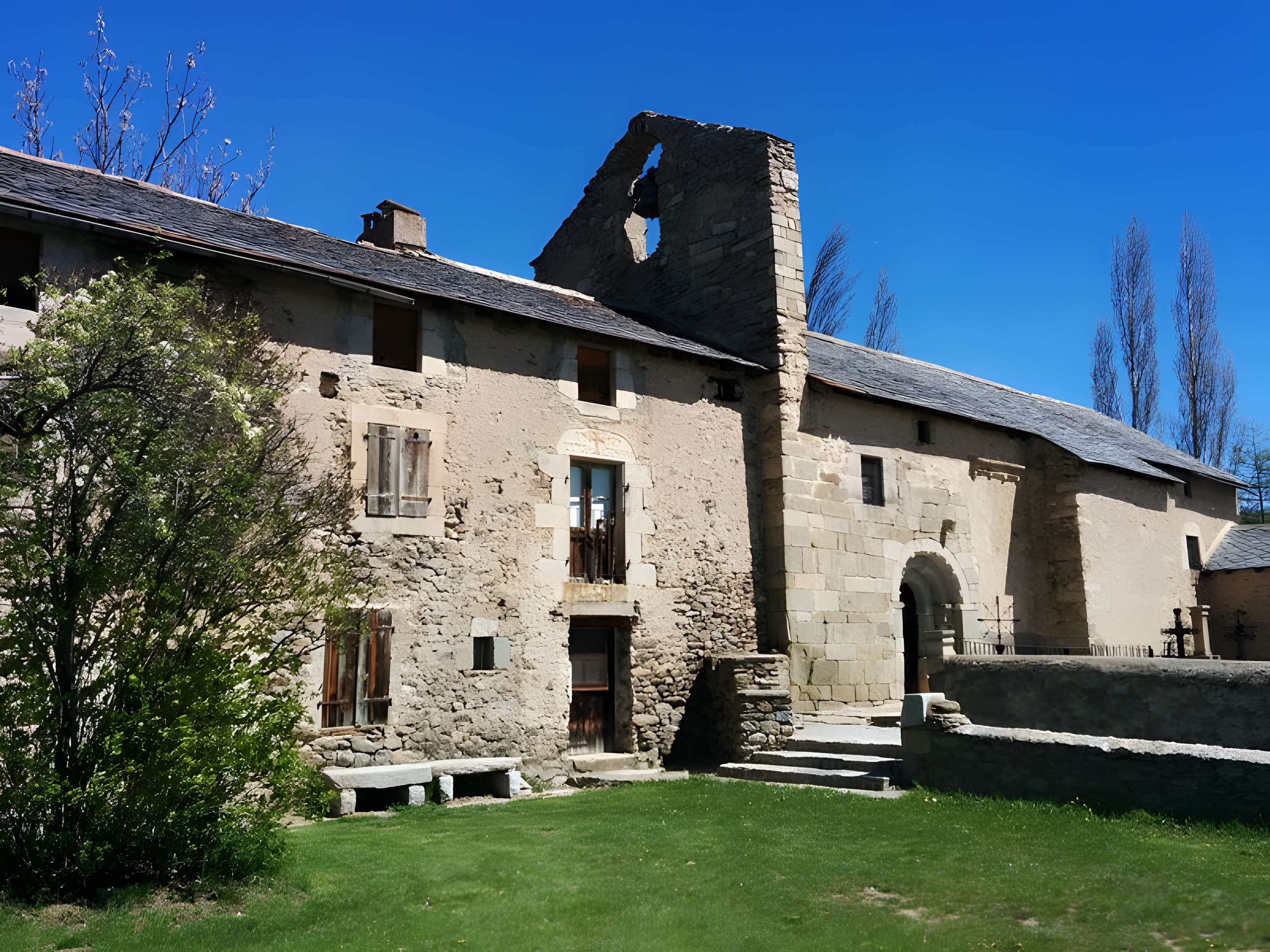 Église Sainte-Colombe de Via