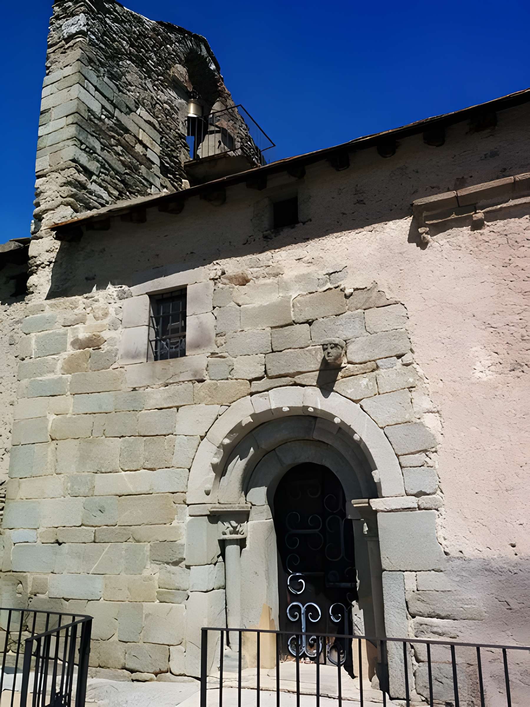 Église Sainte-Colombe de Via