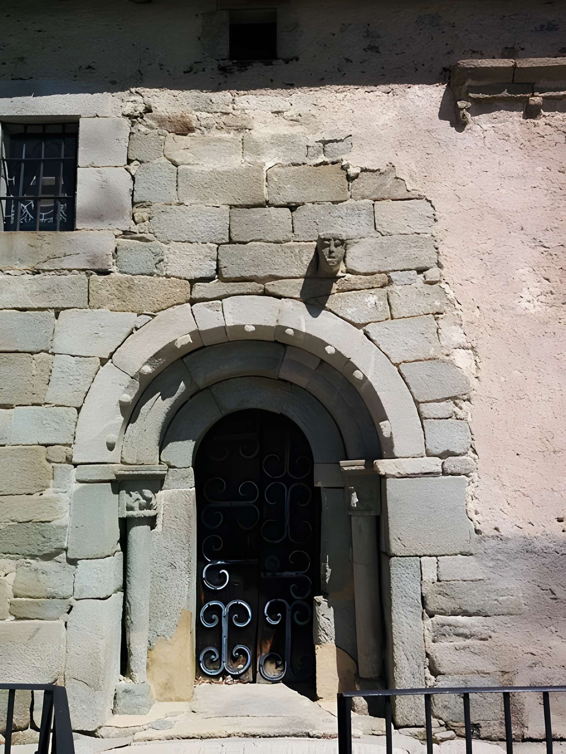 Église Sainte-Colombe de Via