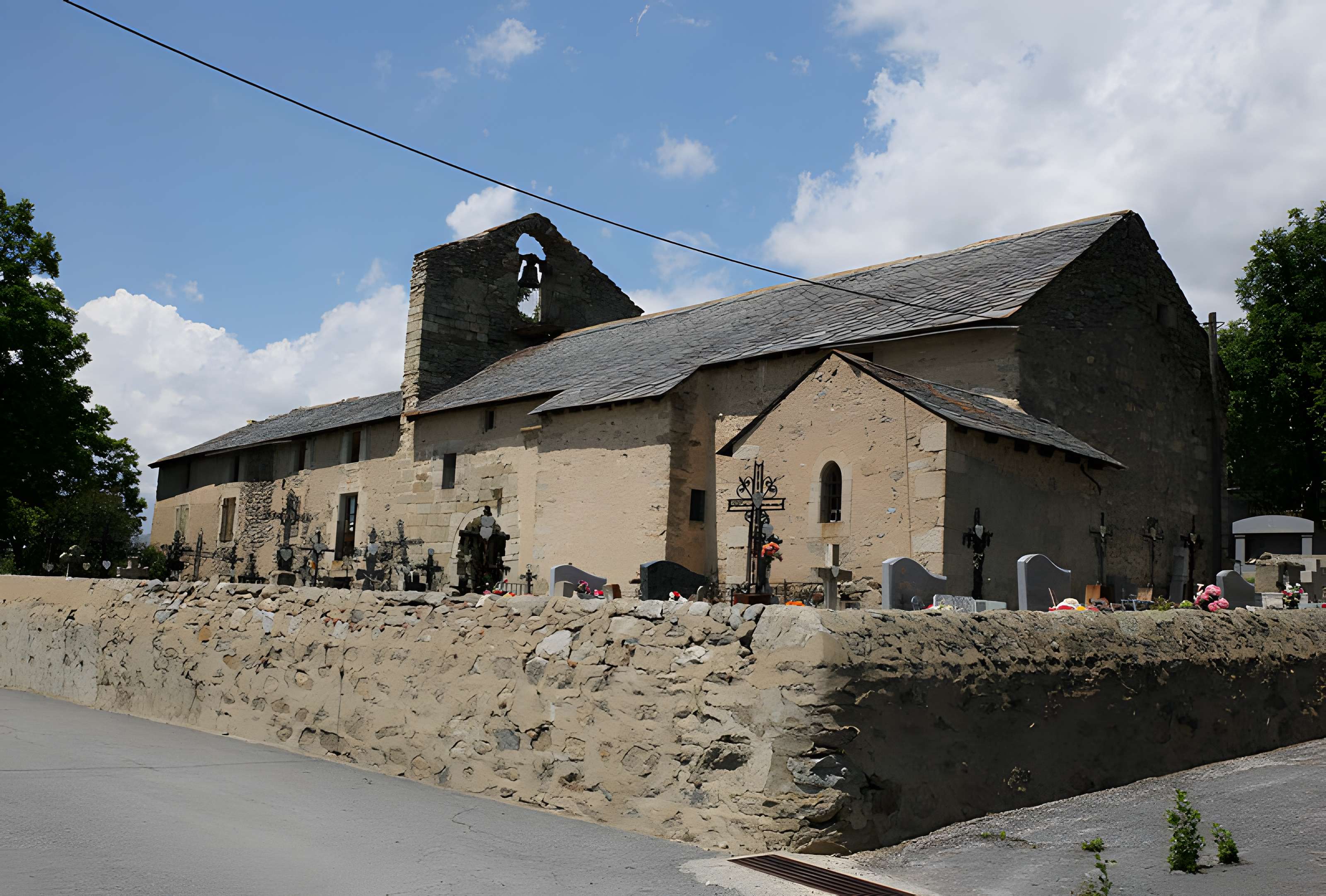 Église Sainte-Colombe de Via