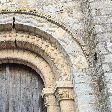 Église Sainte-Corneille-et-Saint-Cyprien de Tennie