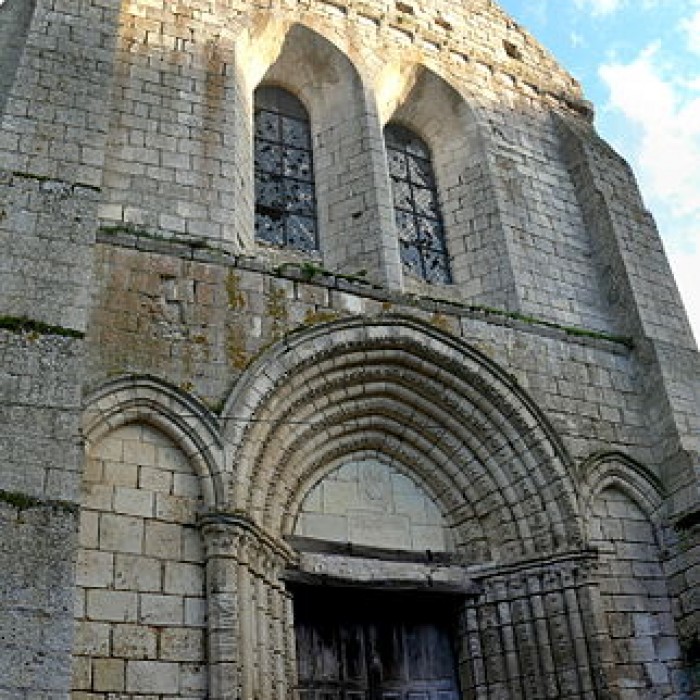Photo de Église Sainte-Croix dAngles-sur-lAnglin