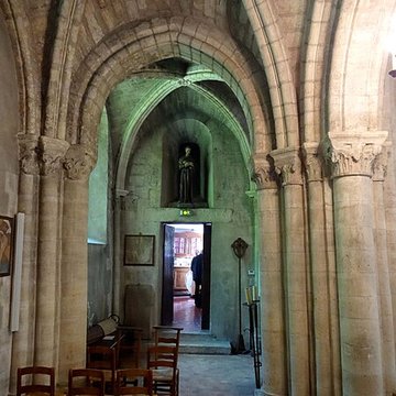 Église Sainte-Croix de Fourqueux