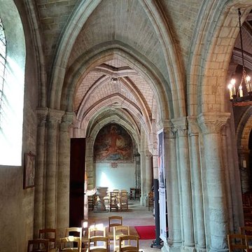 Église Sainte-Croix de Fourqueux