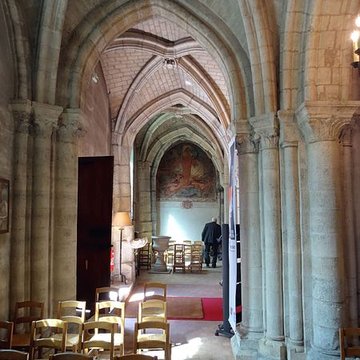 Église Sainte-Croix de Fourqueux
