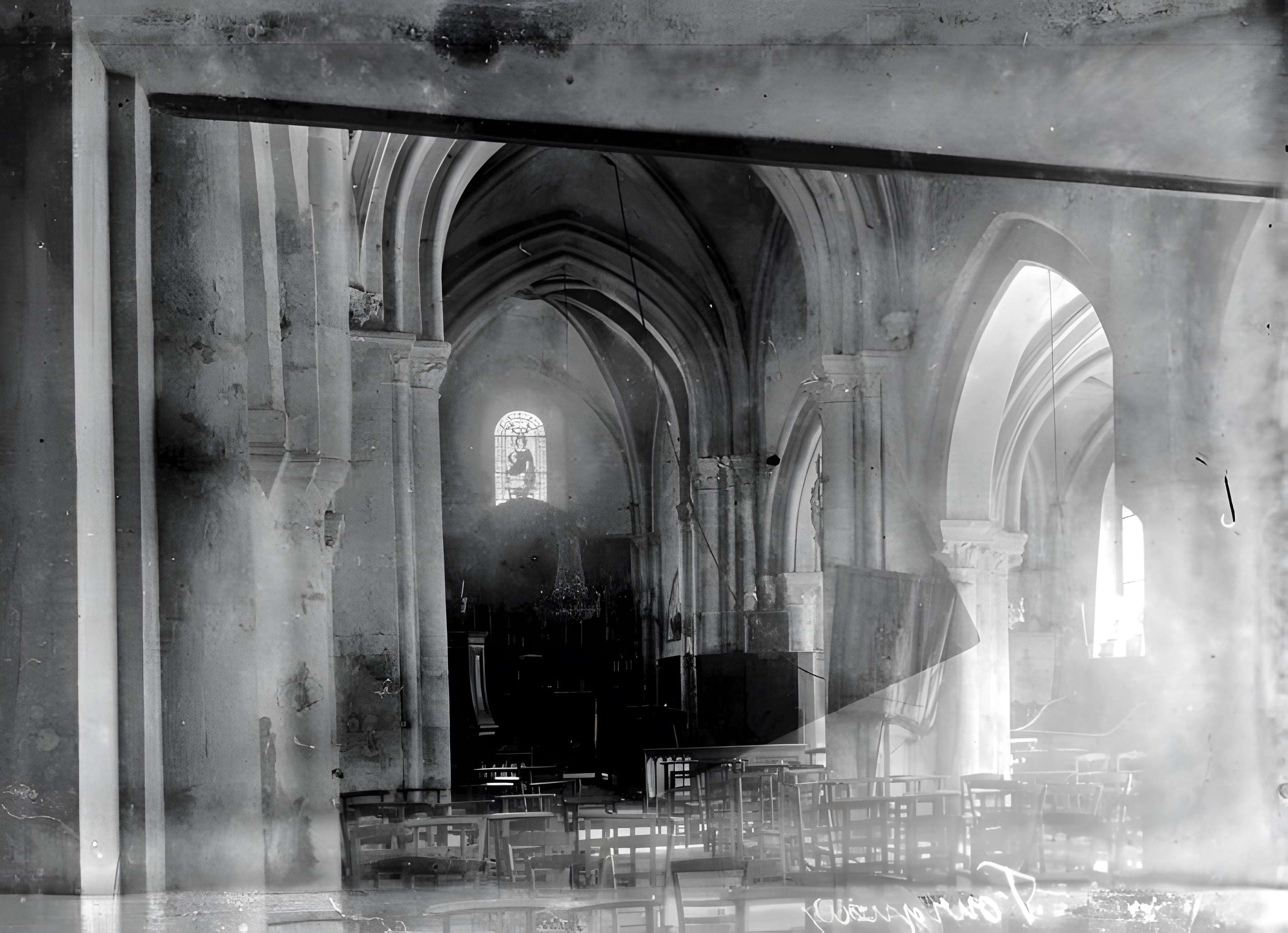 Église Sainte-Croix de Fourqueux