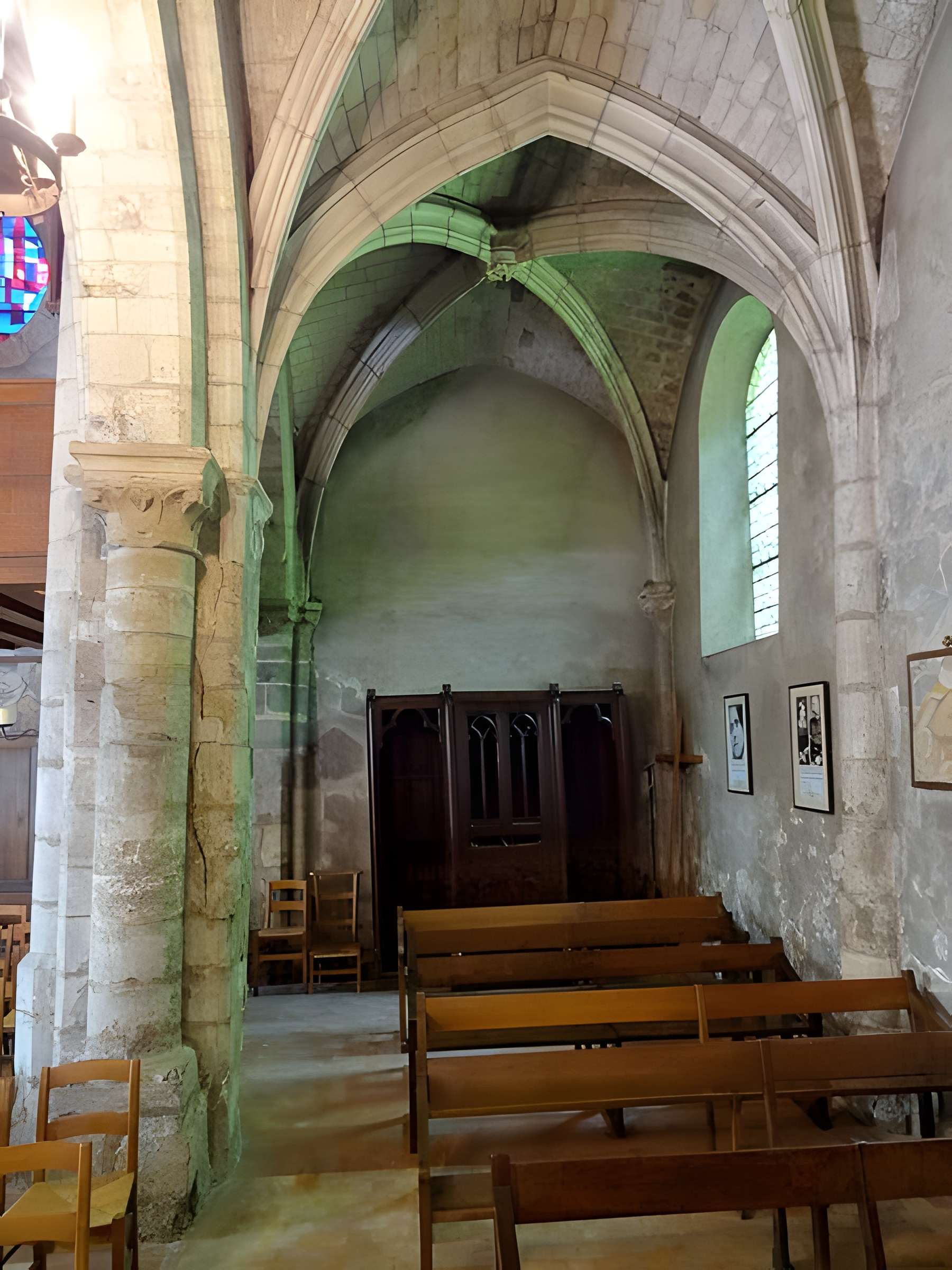 Église Sainte-Croix de Fourqueux