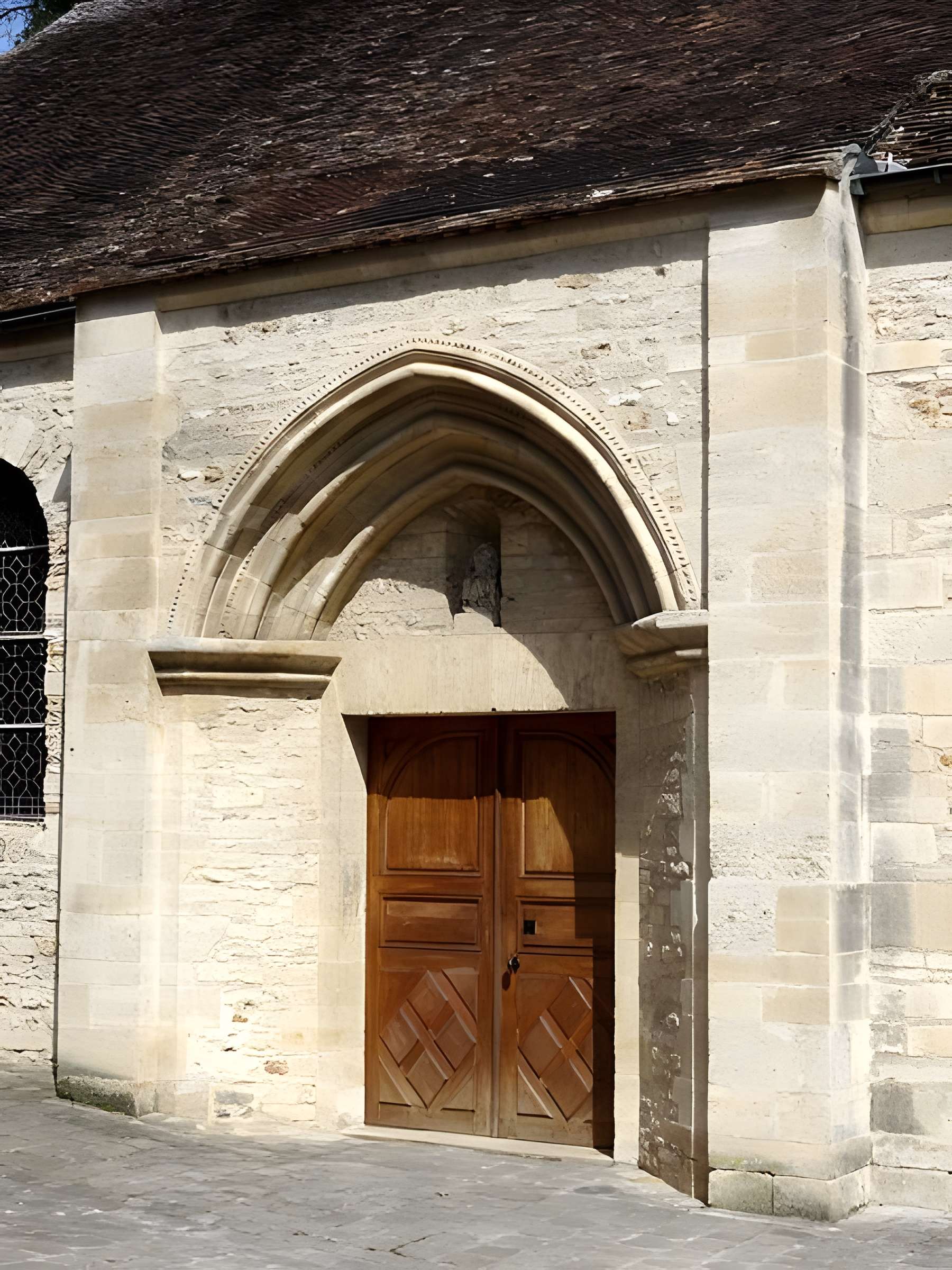 Église Sainte-Croix de Fourqueux