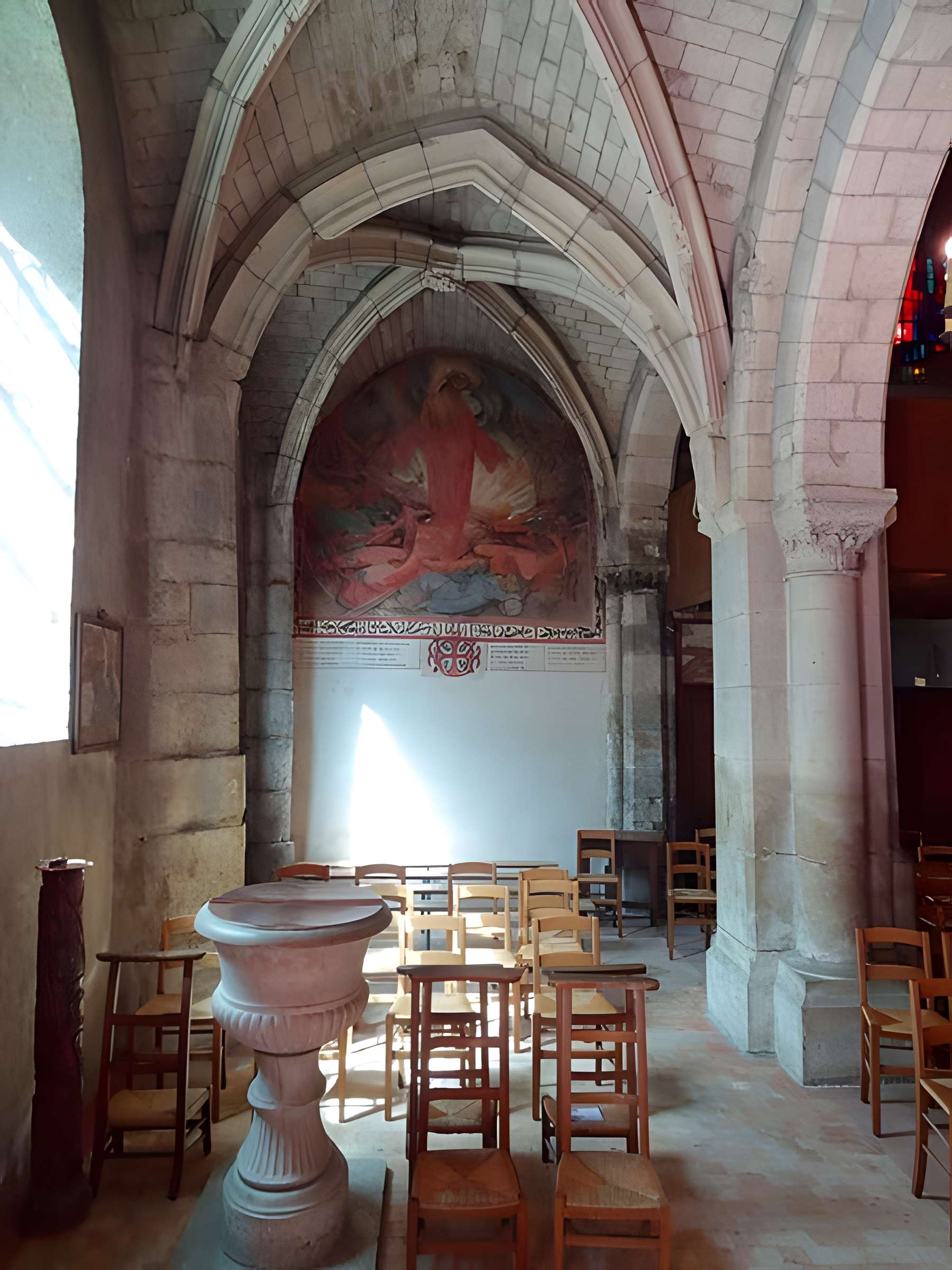 Église Sainte-Croix de Fourqueux