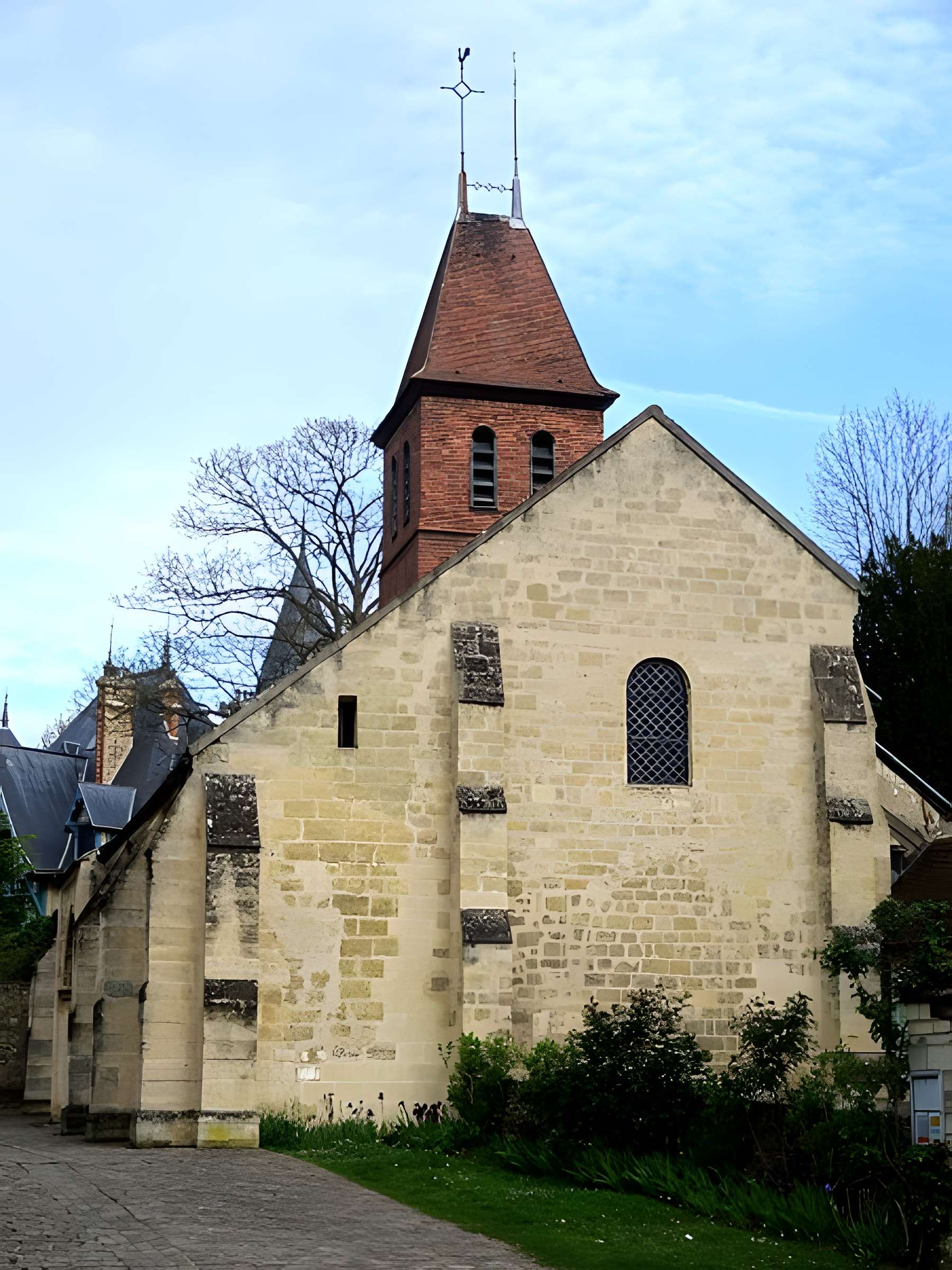 Église Sainte-Croix de Fourqueux