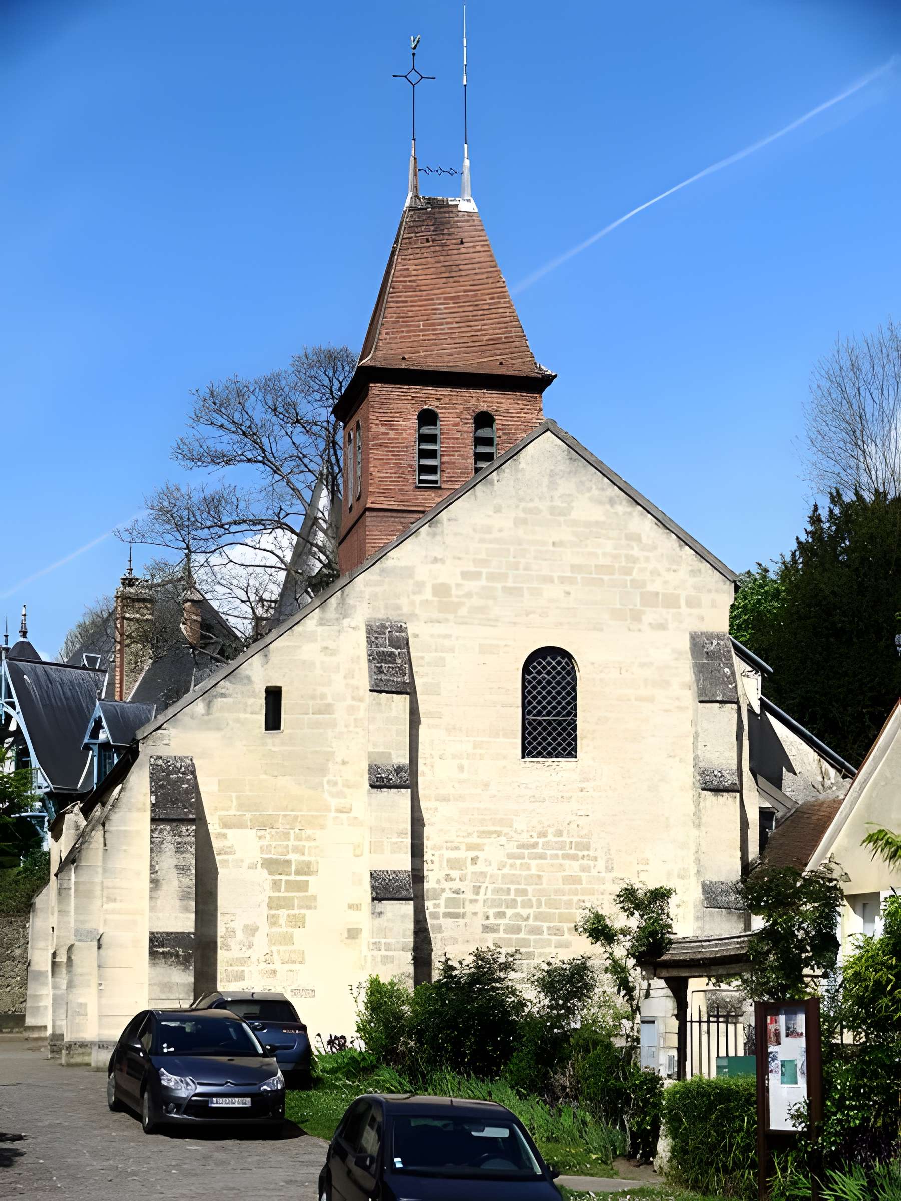 Église Sainte-Croix de Fourqueux