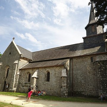 Église Sainte-Croix de Rosiers-dÉgletons