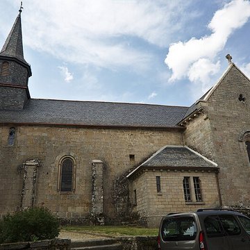 Église Sainte-Croix de Rosiers-dÉgletons
