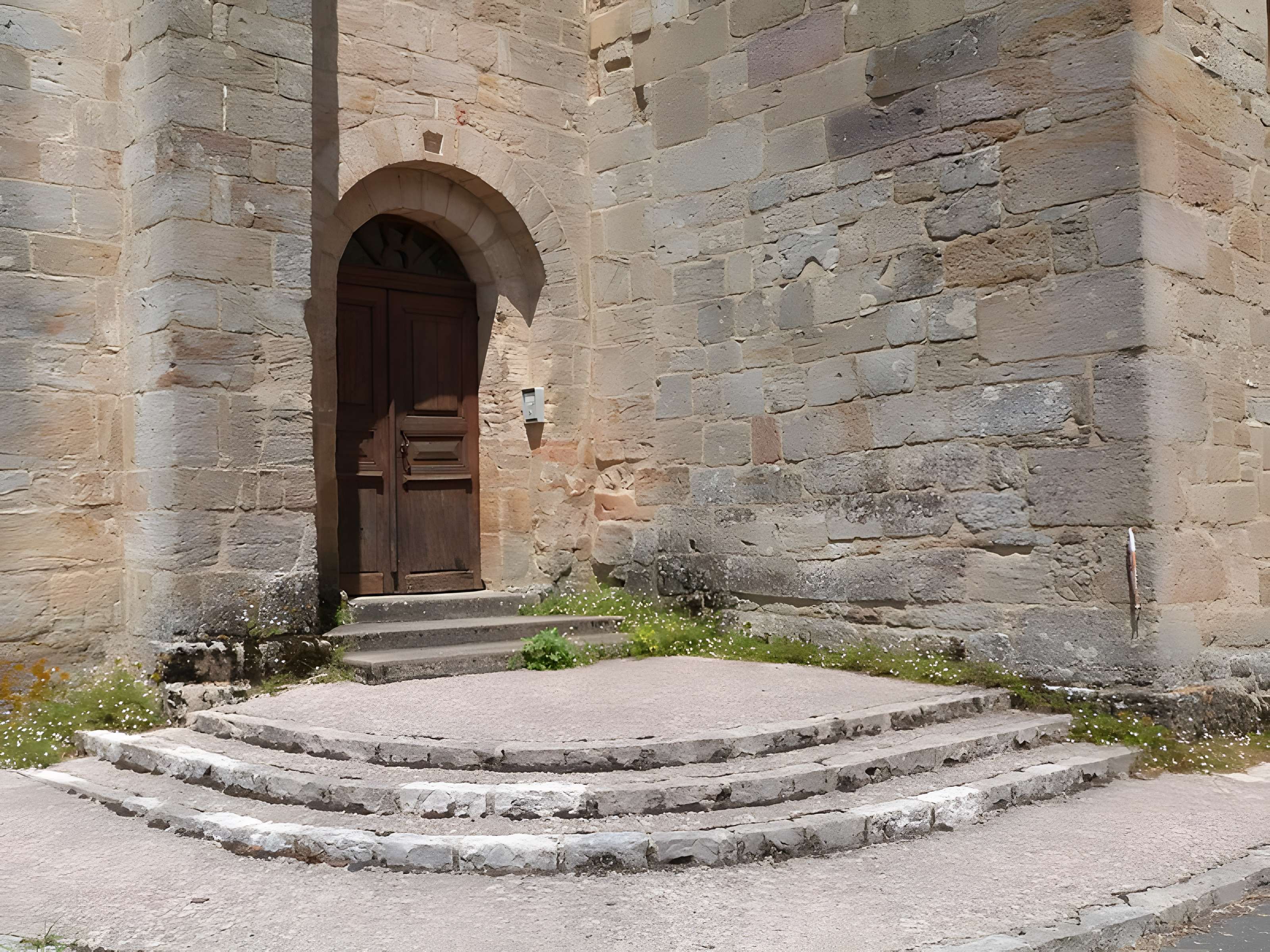 Église Sainte-Croix du Bouyssou