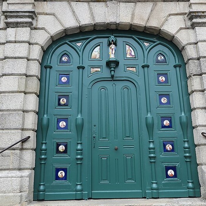 Photo de Église Sainte-Croix-Saint-Côme-et-Saint-Damien de Pierre-Buffière