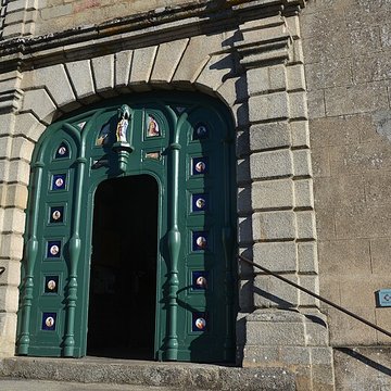 Église Sainte-Croix-Saint-Côme-et-Saint-Damien de Pierre-Buffière