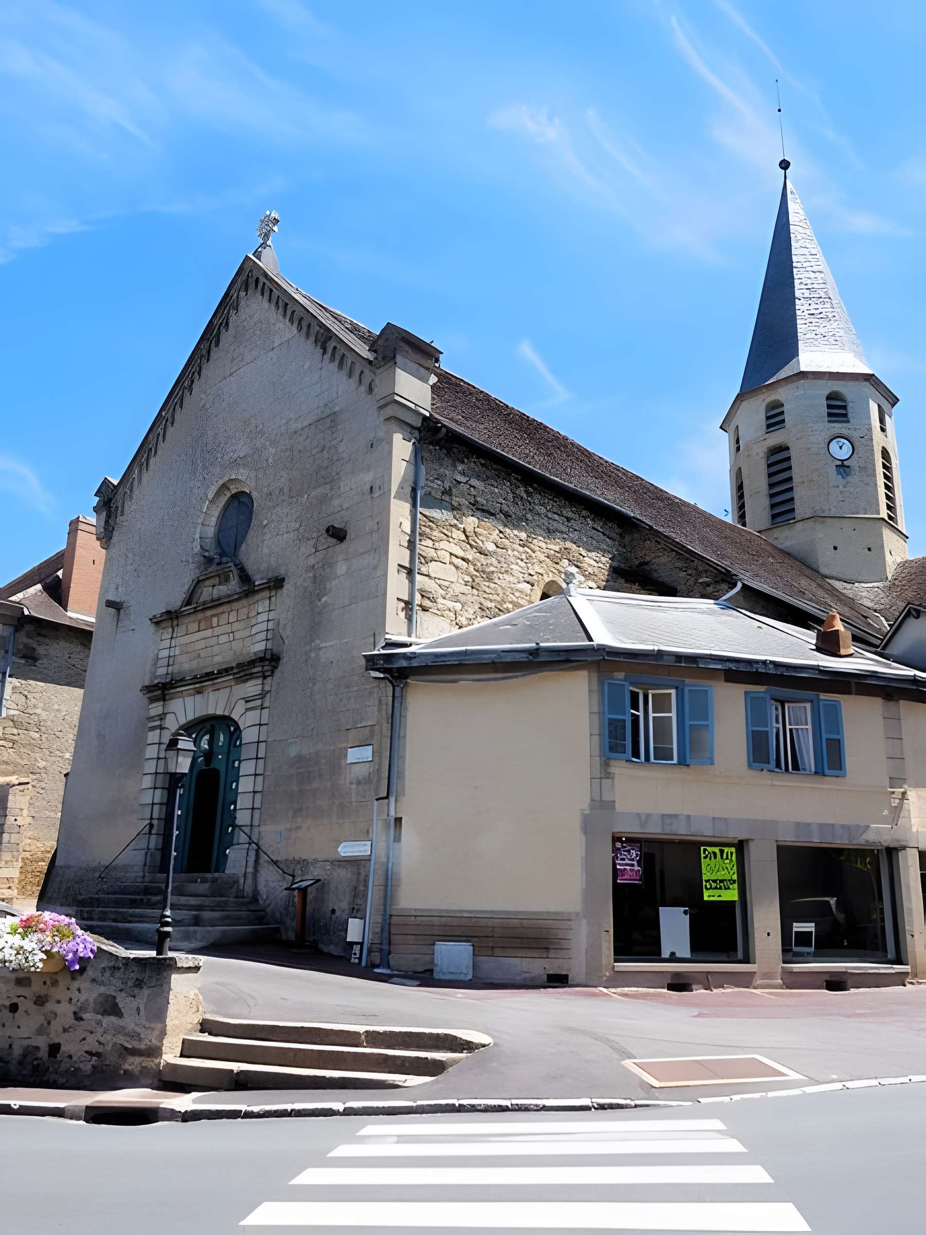 Église Sainte-Croix-Saint-Côme-et-Saint-Damien de Pierre-Buffière 