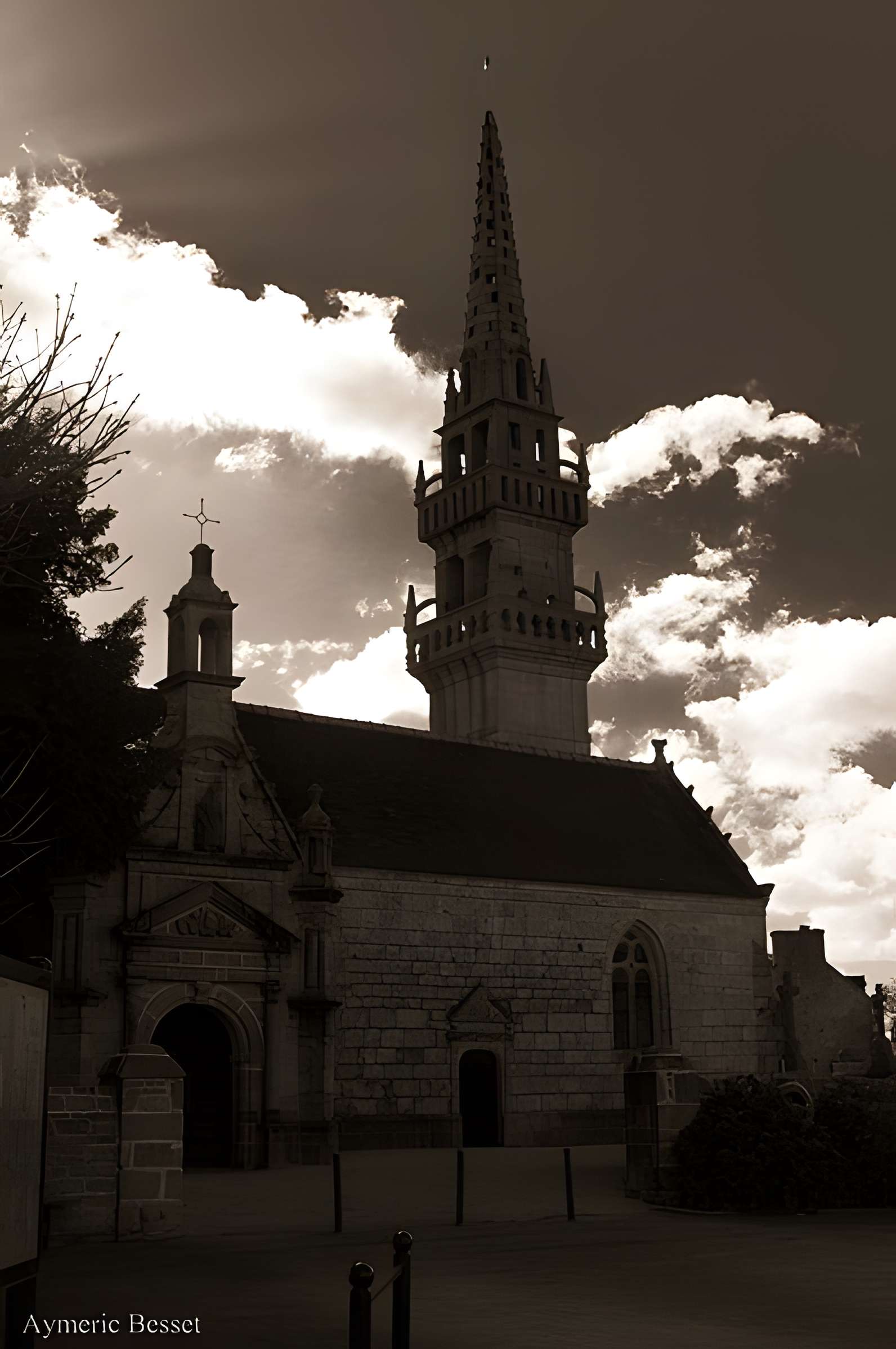 Église Saint-Edern de Plouédern