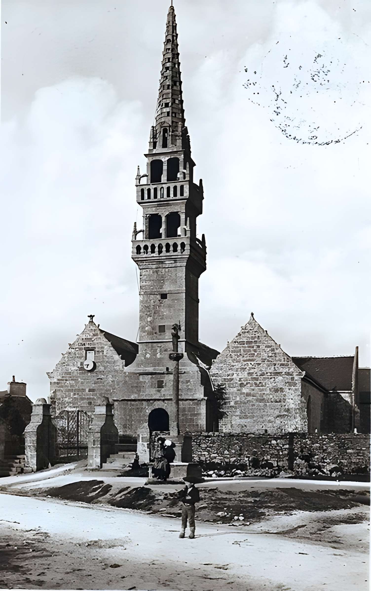 Église Saint-Edern de Plouédern