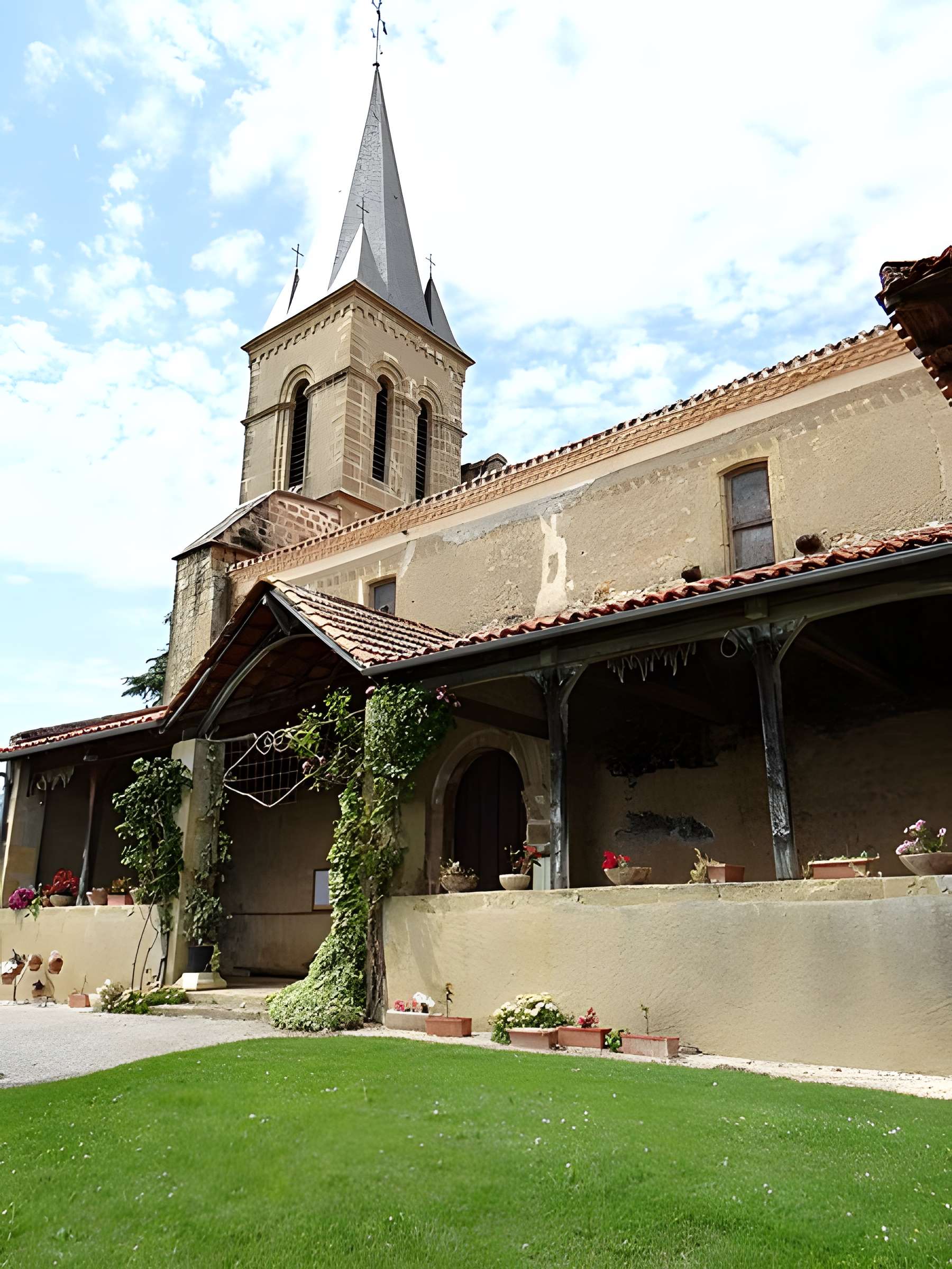 Église Sainte-Dode de Sainte-Dode