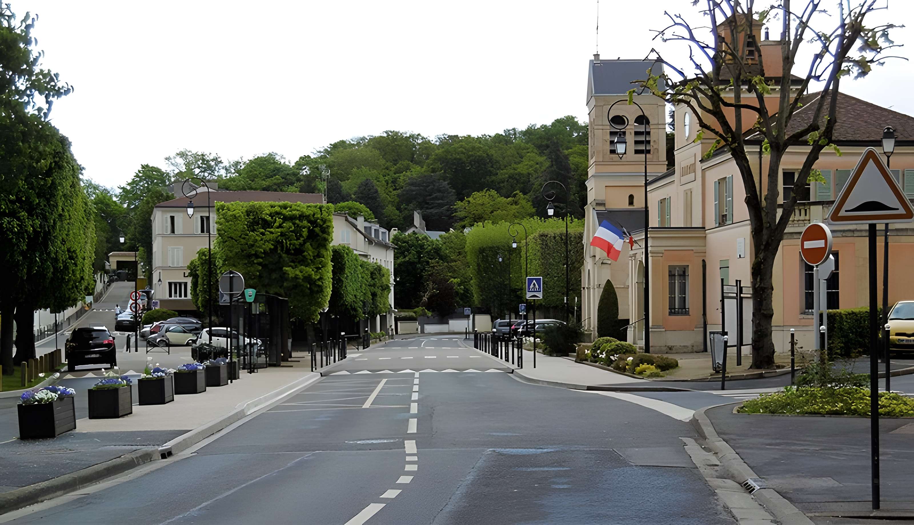 Église Sainte-Eugénie de Marnes-la-Coquette
