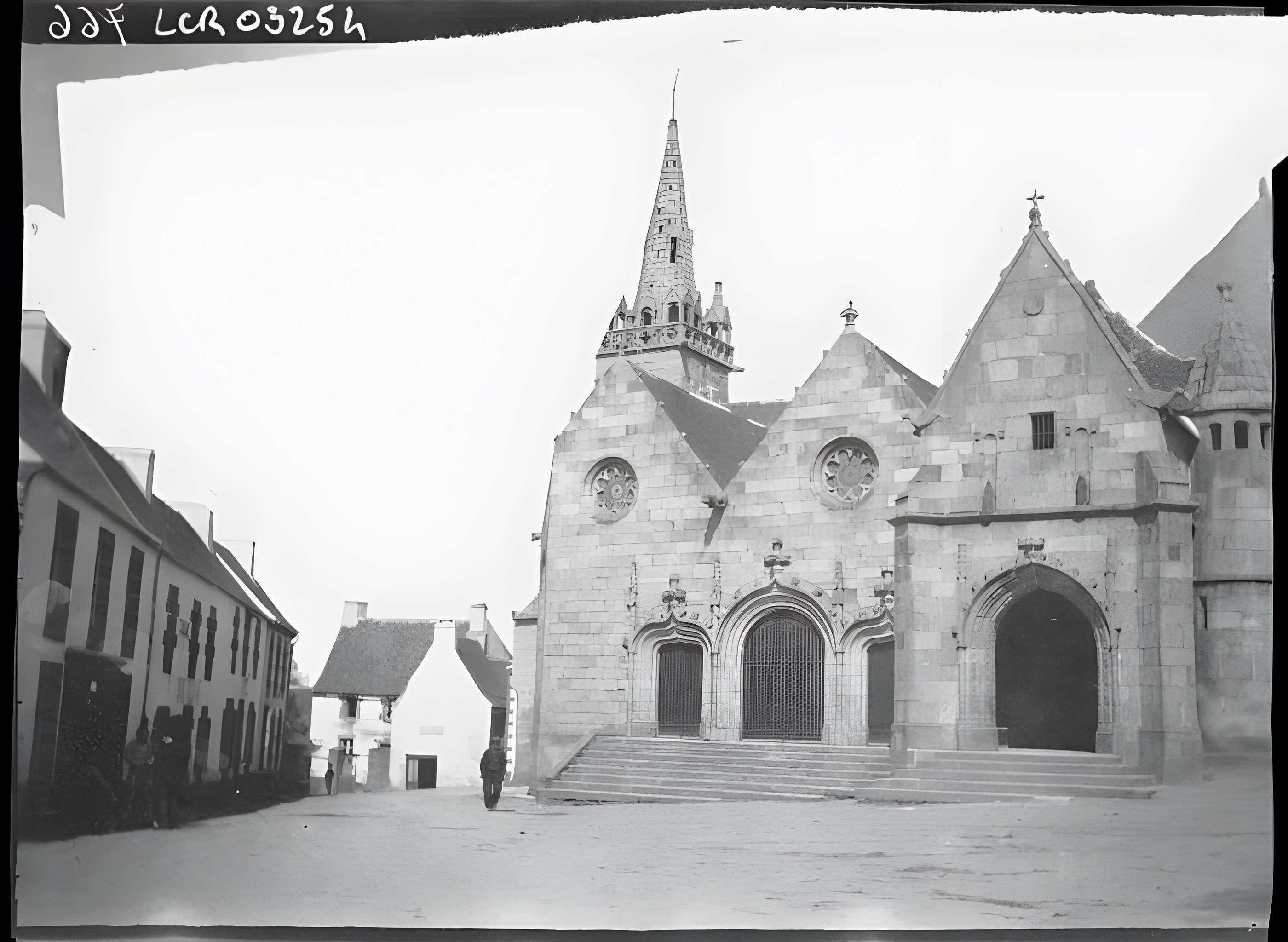 Église Saint-Efflam de Plestin-les-Grèves