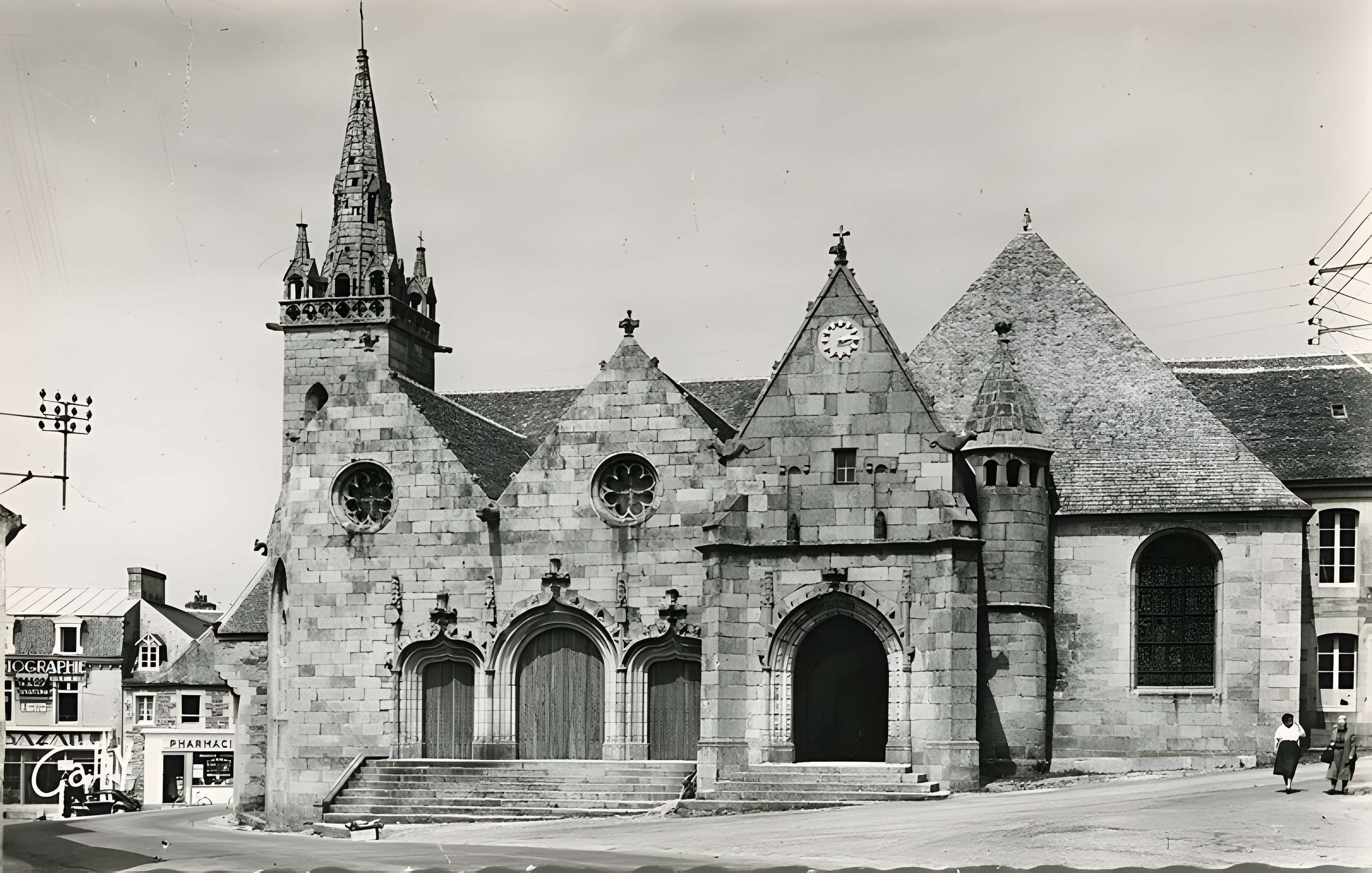 Église Saint-Efflam de Plestin-les-Grèves