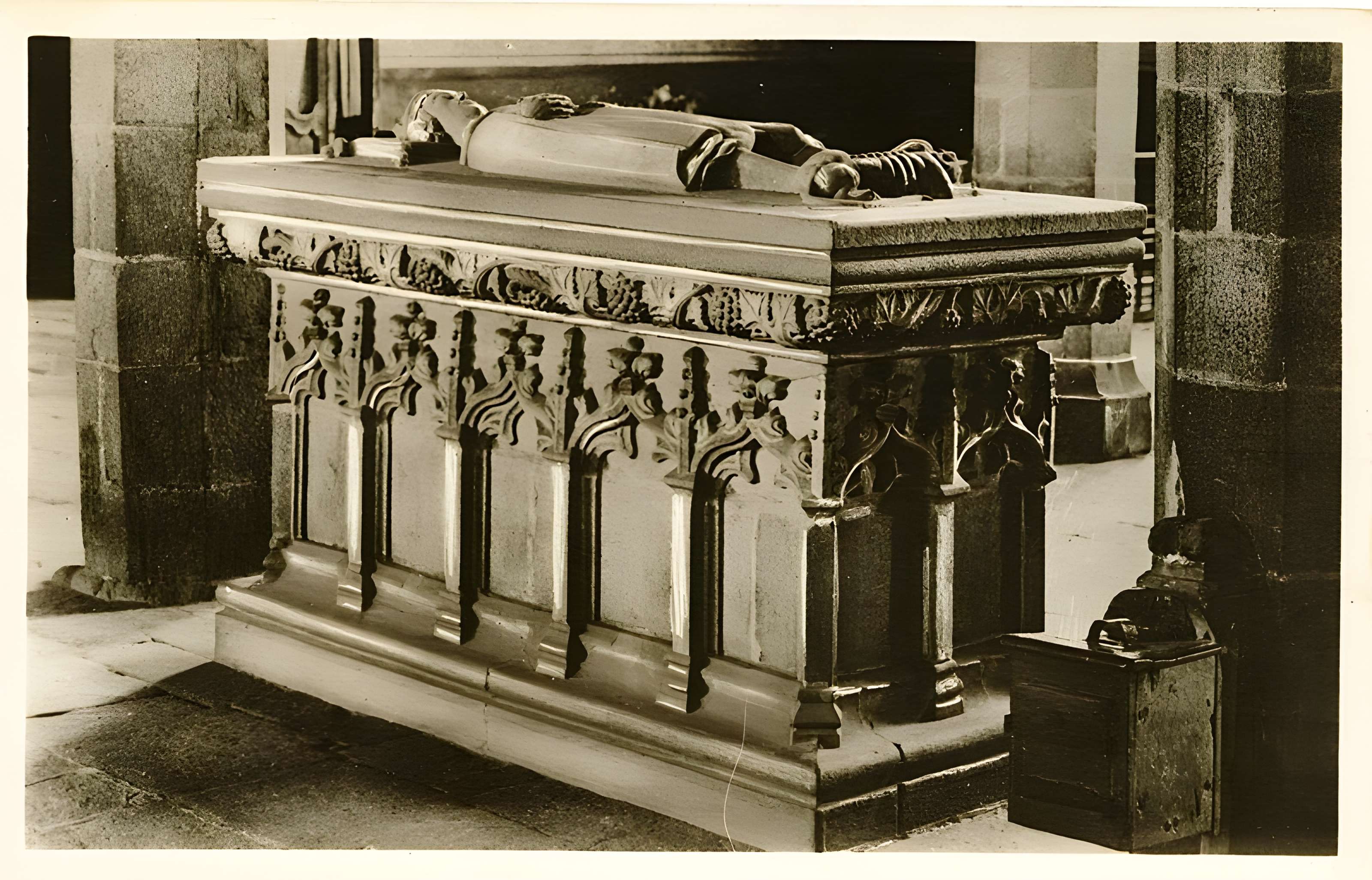 Église Saint-Efflam de Plestin-les-Grèves