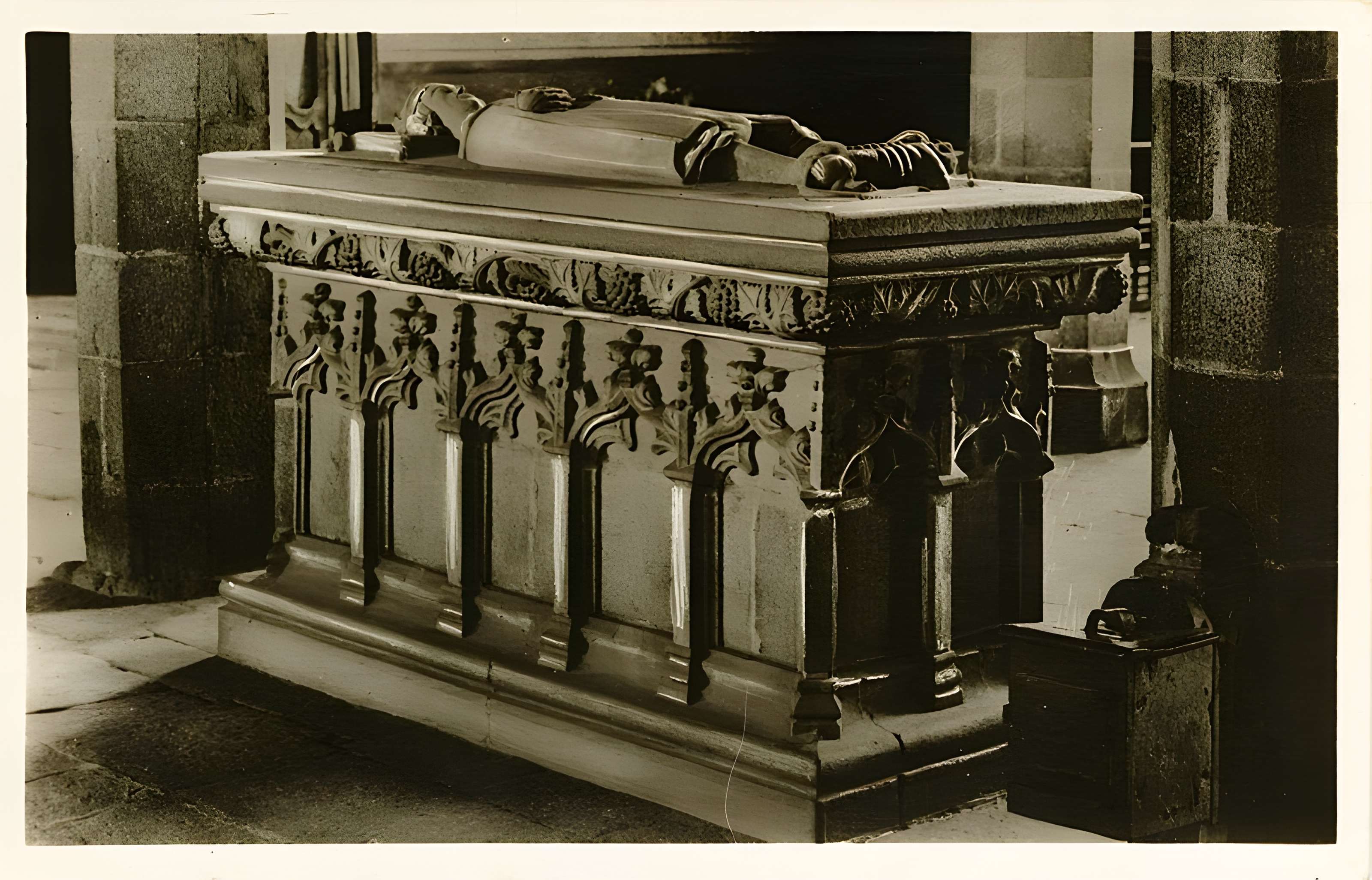 Église Saint-Efflam de Plestin-les-Grèves