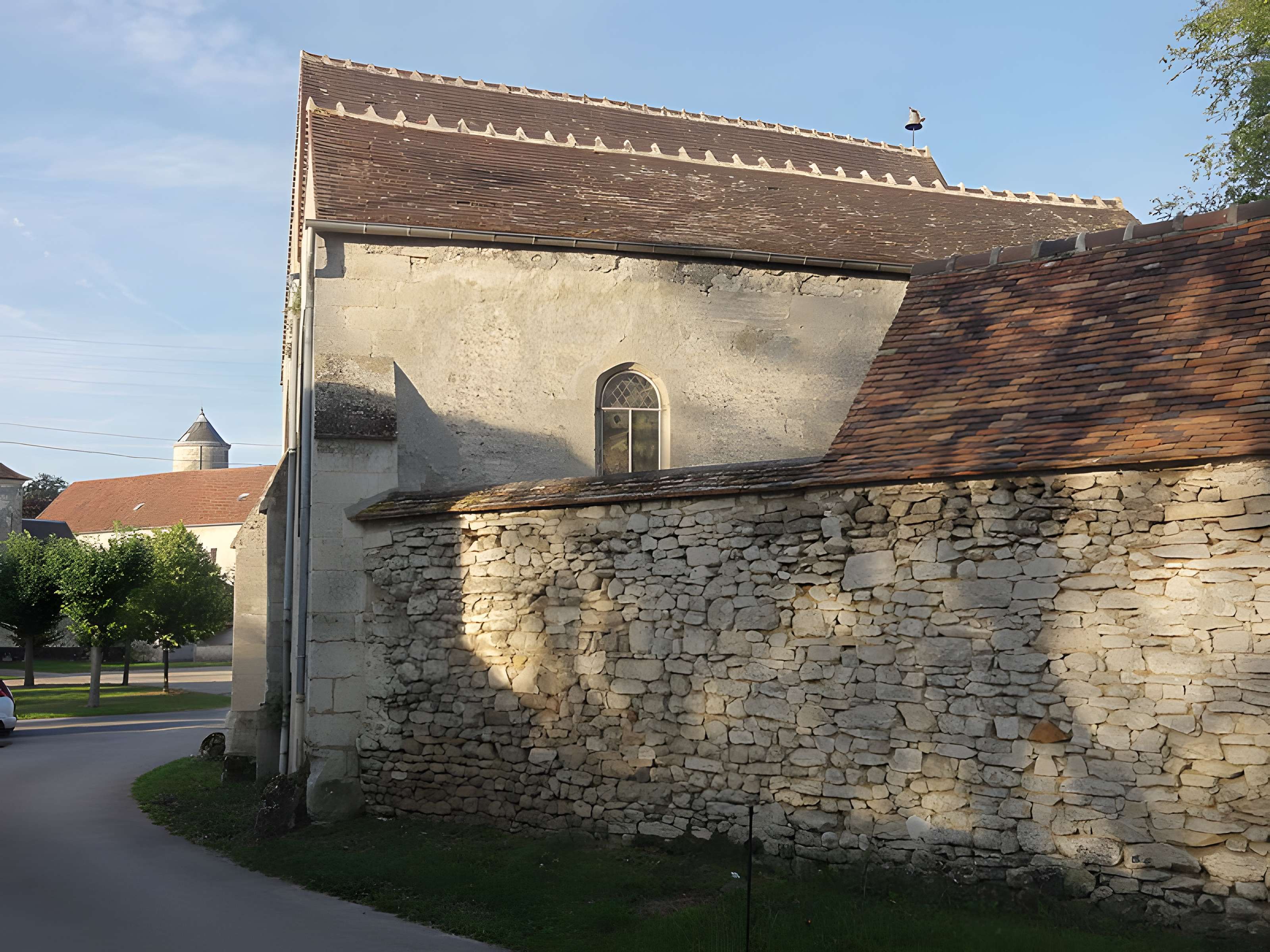 Église Sainte-Foy de Balagny-sur-Aunette