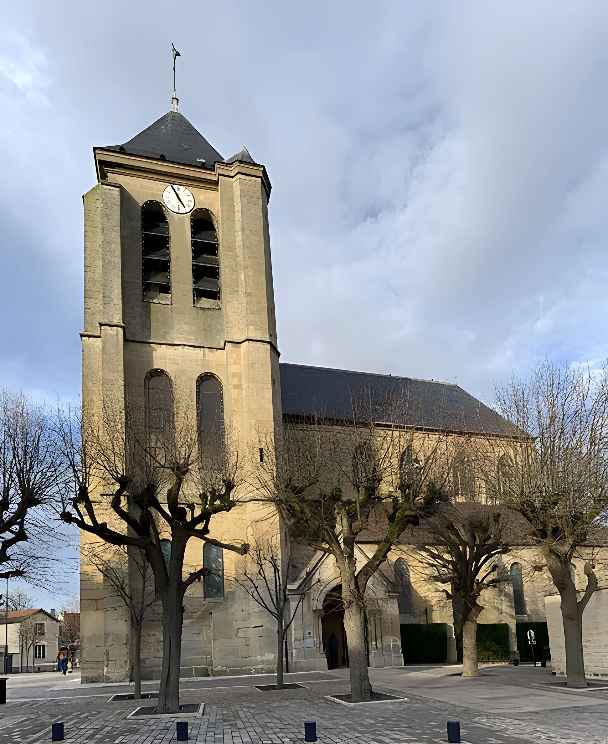 Église Sainte-Geneviève de Gouvieux