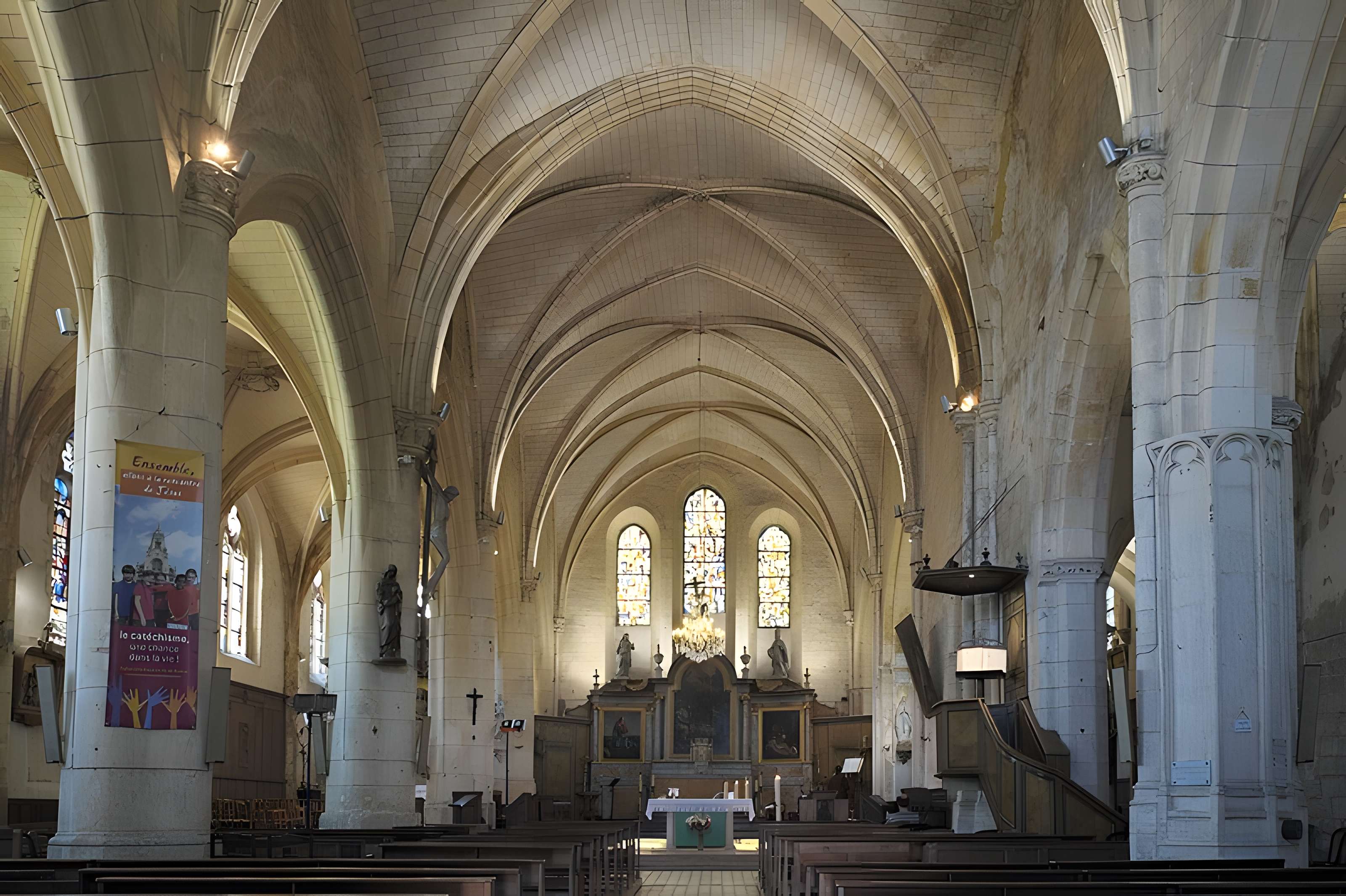 Église Sainte-Geneviève de Héricy