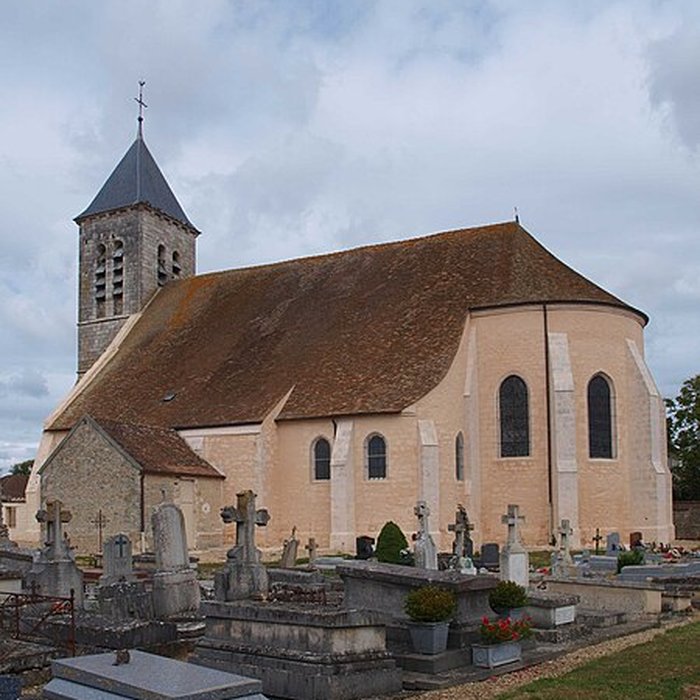 Photo de Église Sainte-Geneviève de La Chapelle-la-Reine