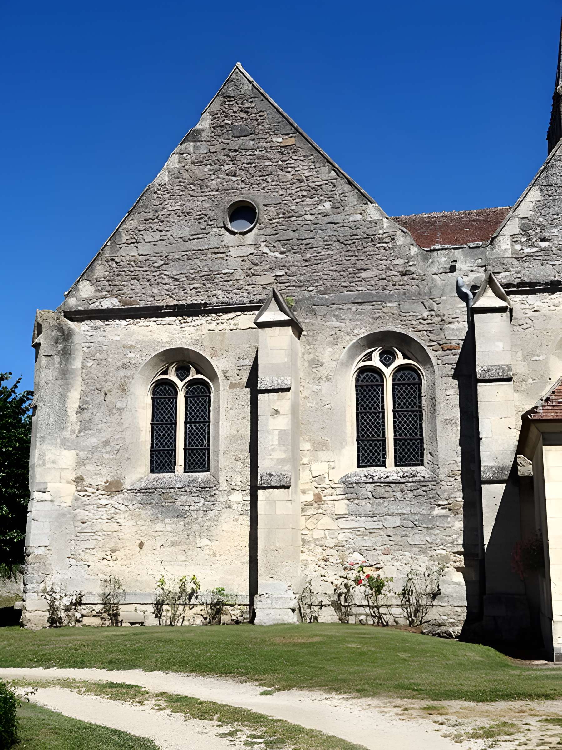 Église Sainte-Geneviève de Marolles