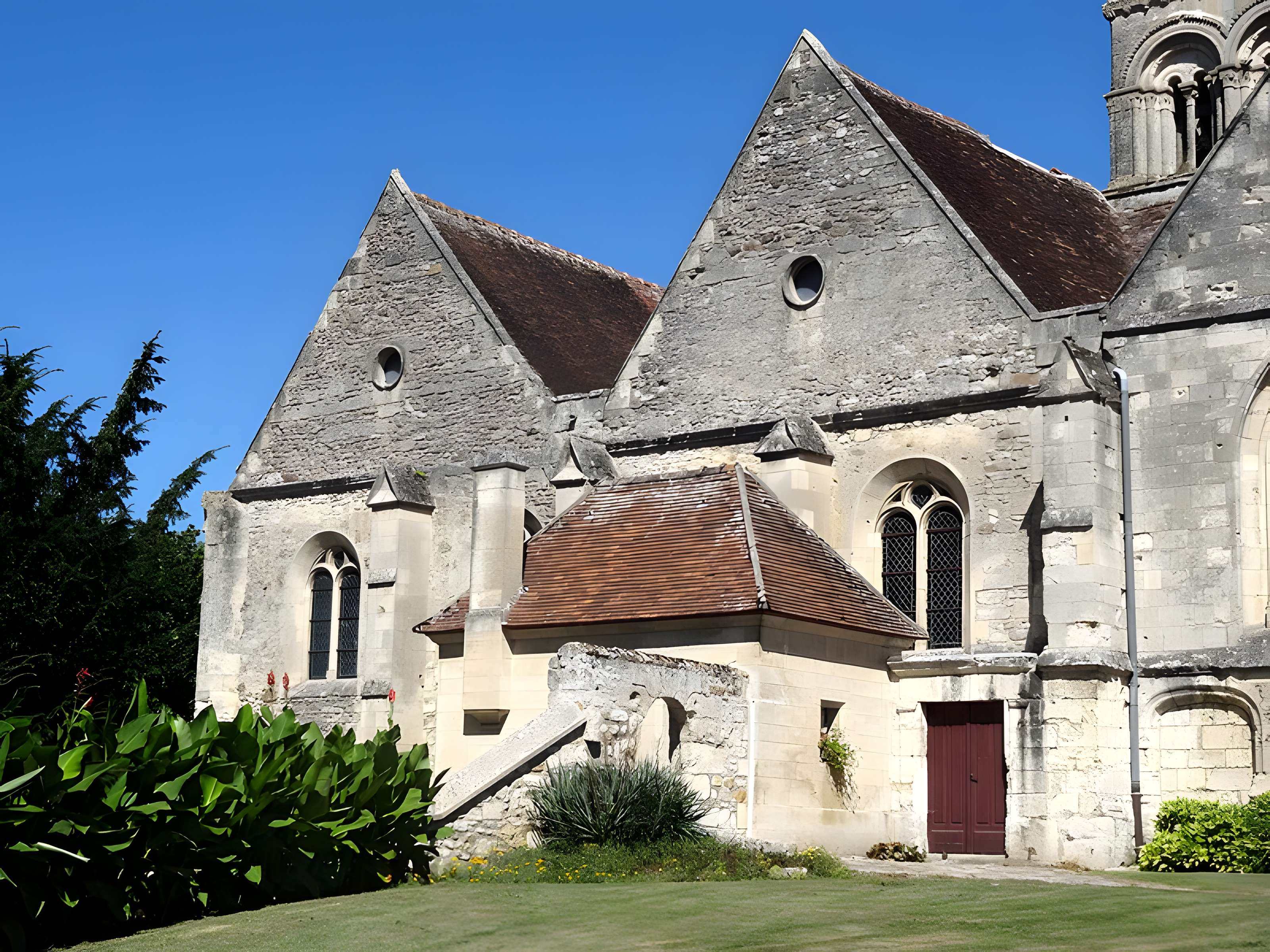 Église Sainte-Geneviève de Marolles