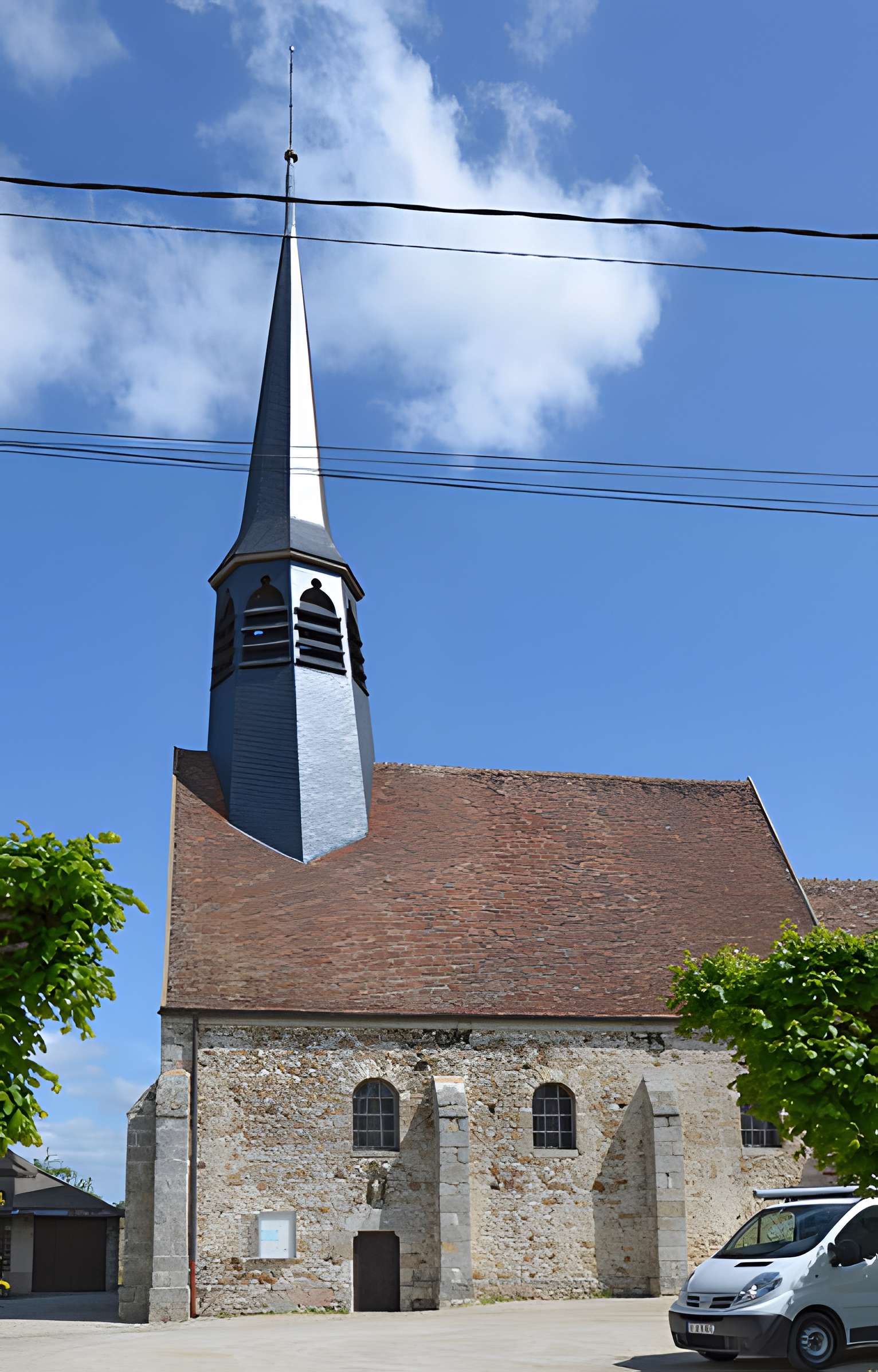 Église Sainte-Geneviève de Mouy-sur-Seine