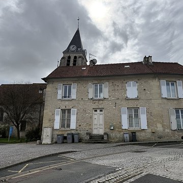 Église Sainte-Geneviève de Puiseux-en-France