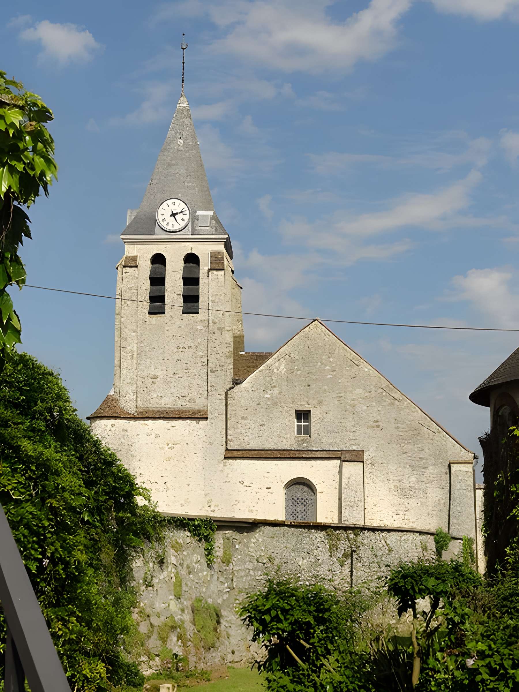 Église Sainte-Geneviève de Puiseux-en-France 