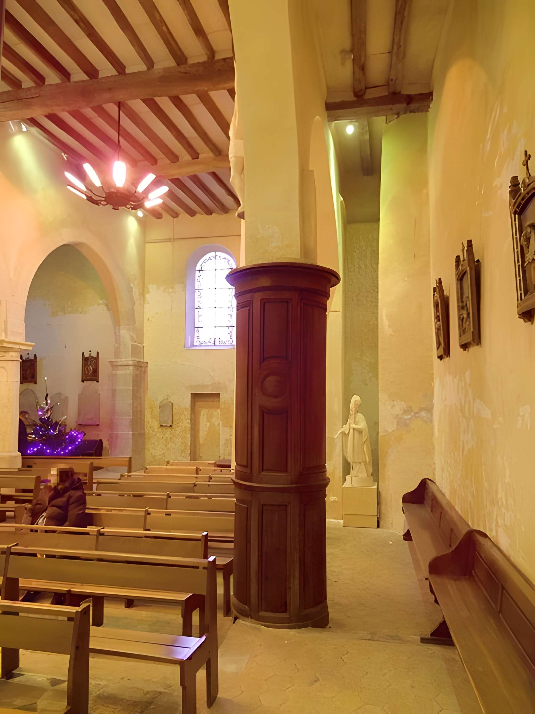 Église Sainte-Geneviève de Puiseux-en-France