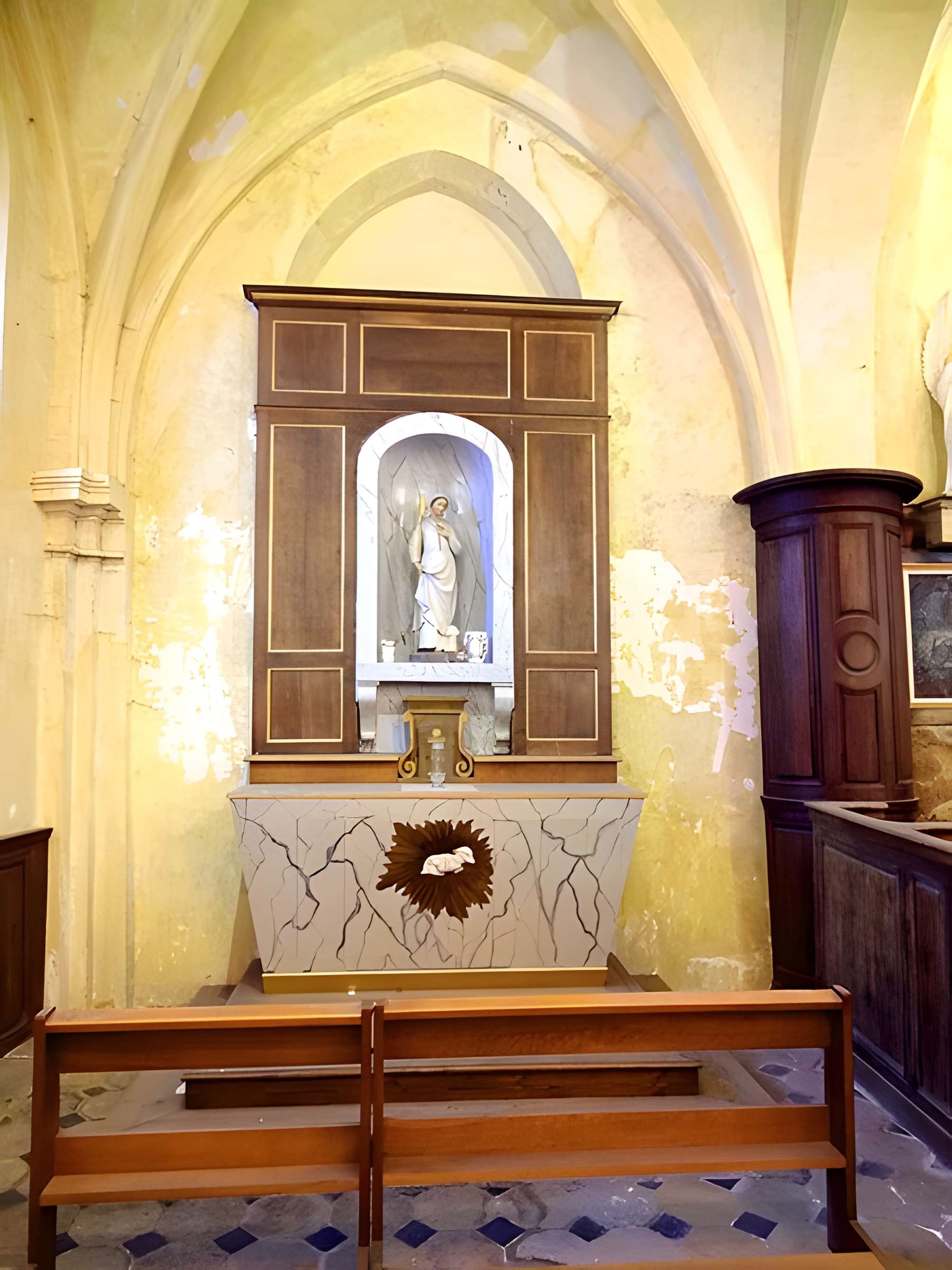 Église Sainte-Geneviève de Puiseux-en-France