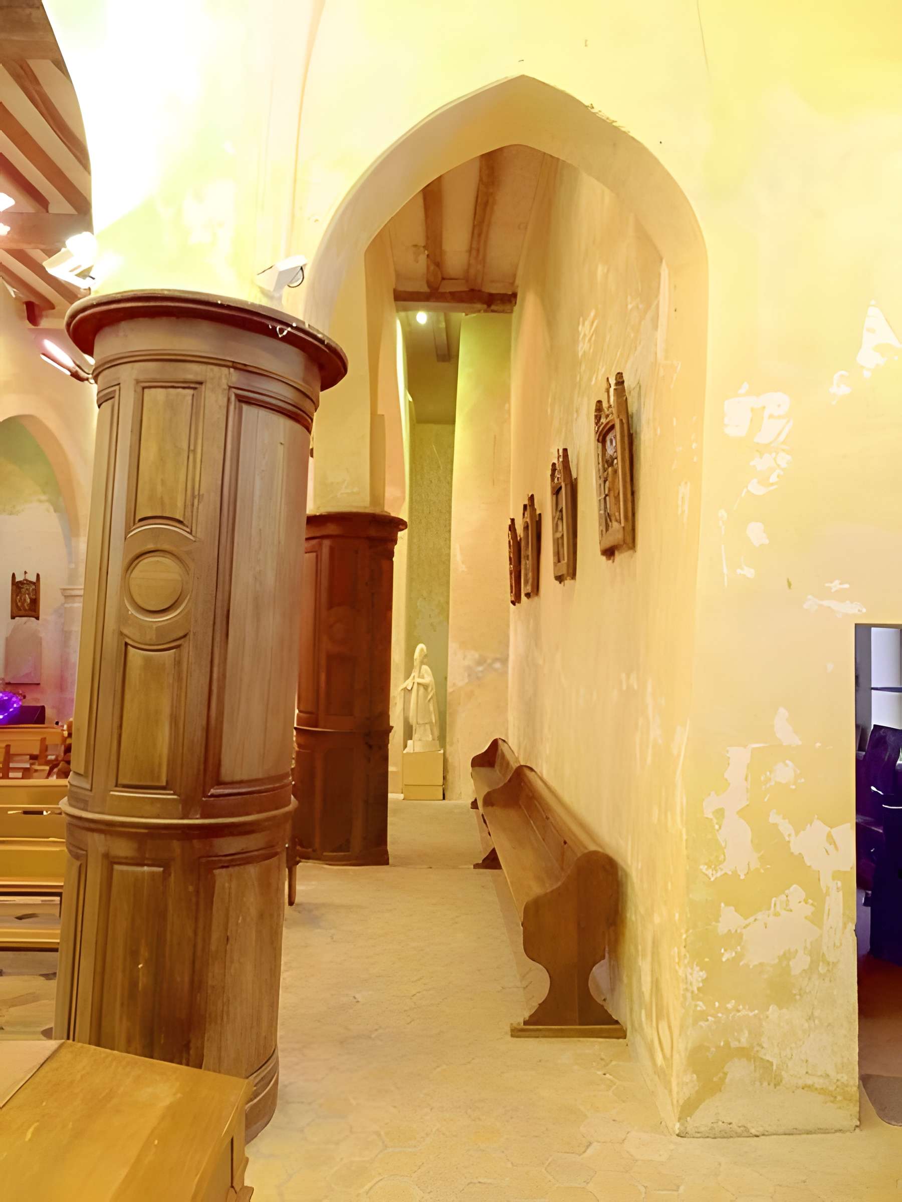 Église Sainte-Geneviève de Puiseux-en-France