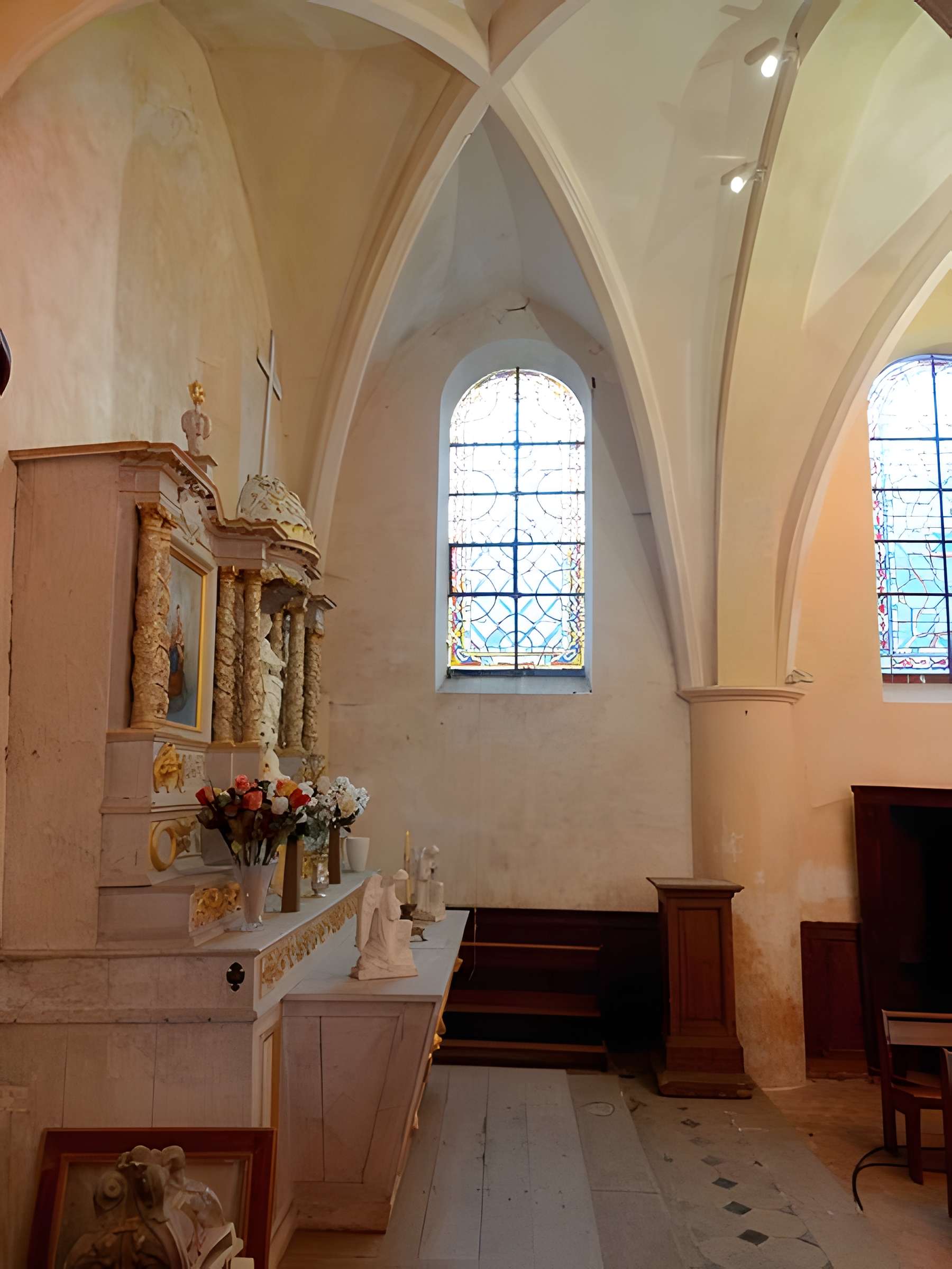 Église Sainte-Geneviève de Puiseux-en-France