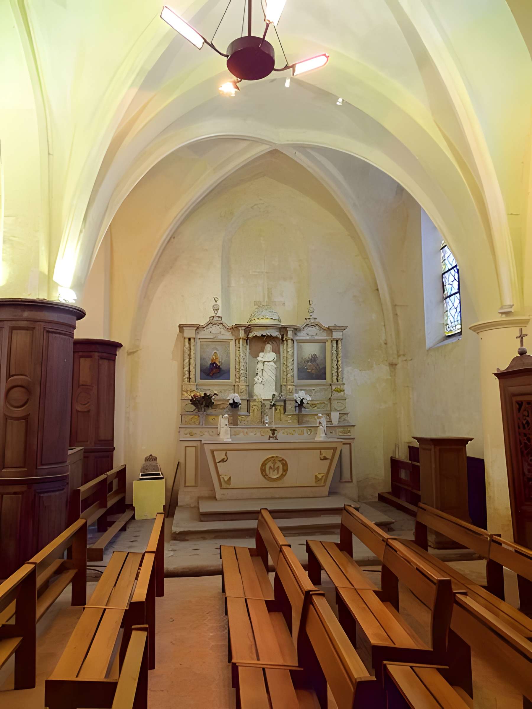 Église Sainte-Geneviève de Puiseux-en-France