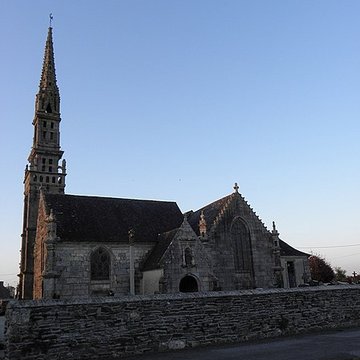 Église Saint-Éguiner de Loc-Eguiner